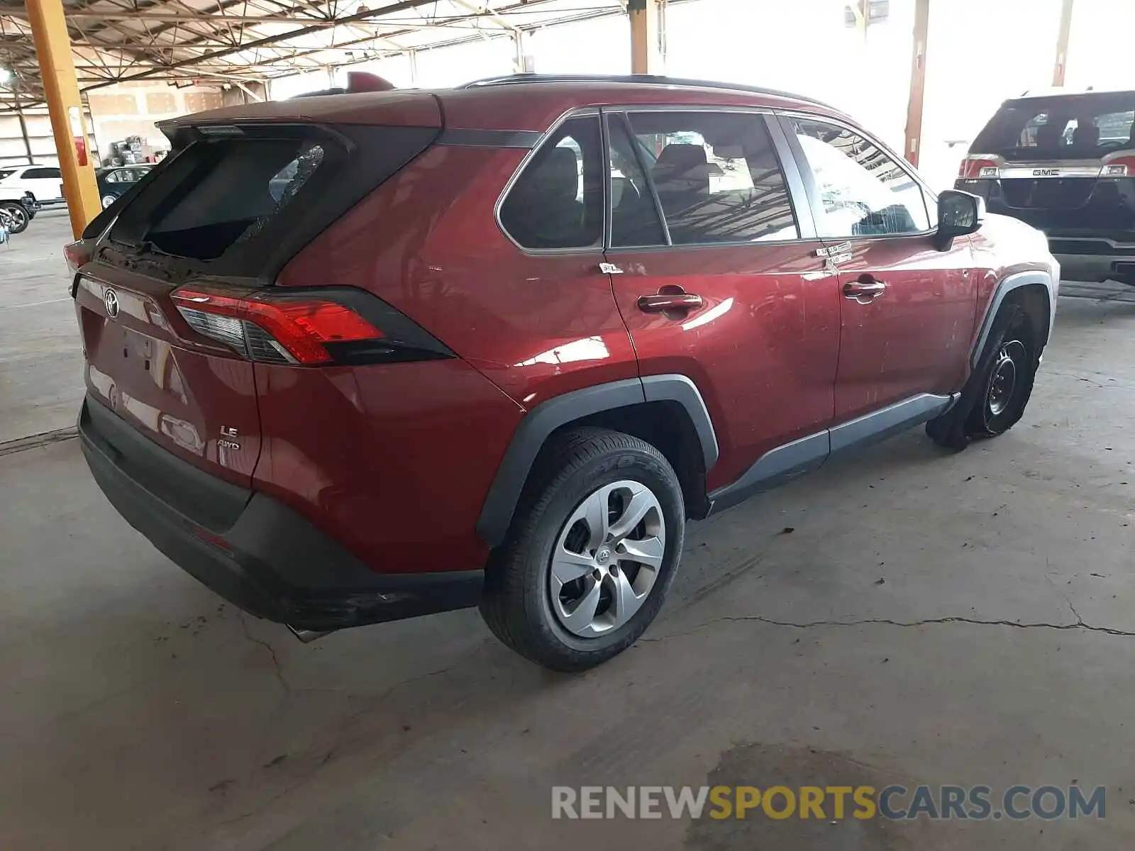 4 Photograph of a damaged car 2T3F1RFV7LC086858 TOYOTA RAV4 2020