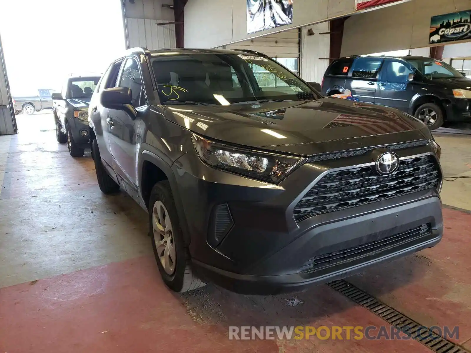 1 Photograph of a damaged car 2T3F1RFV7LC088660 TOYOTA RAV4 2020