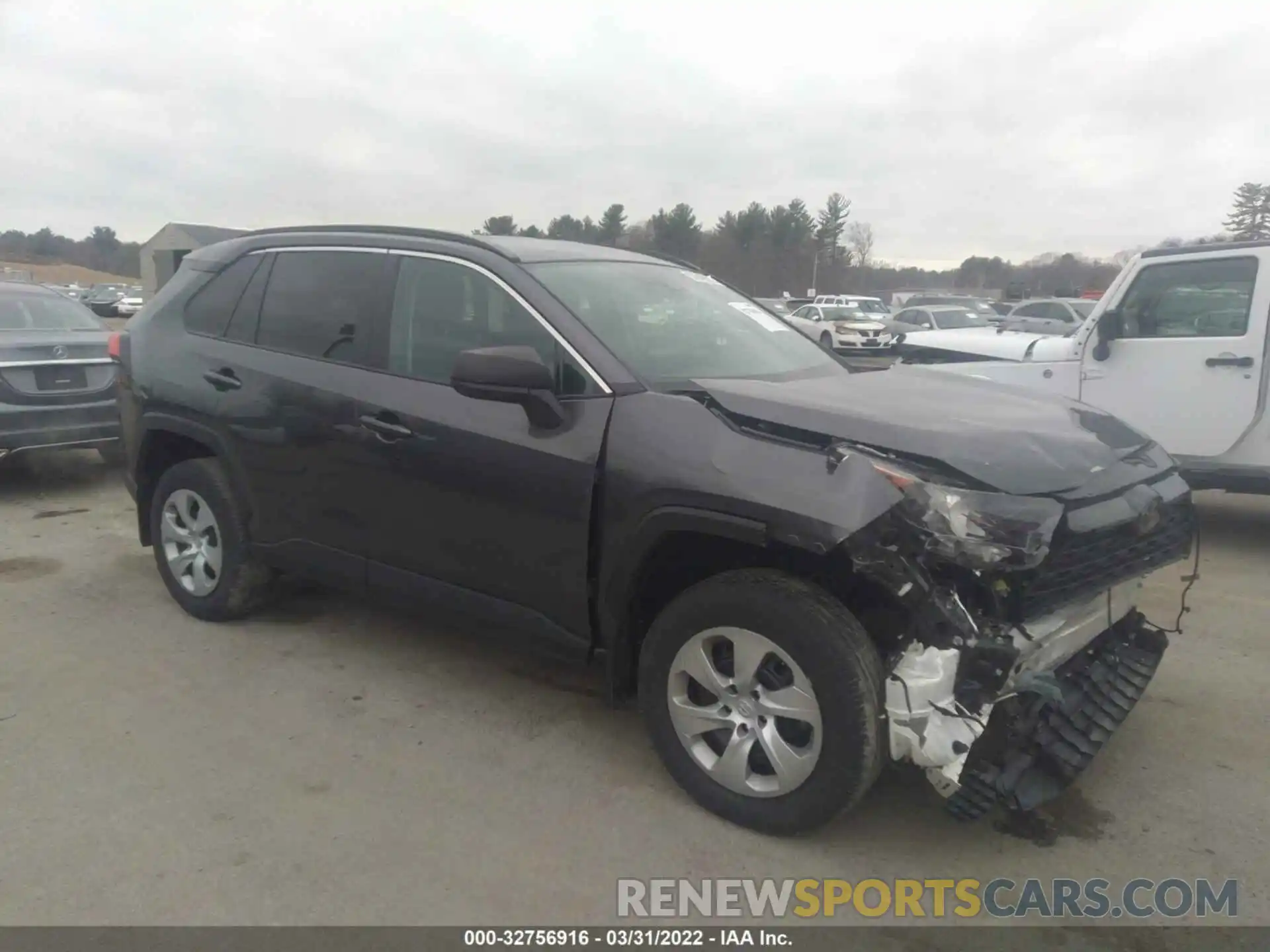 1 Photograph of a damaged car 2T3F1RFV7LC093180 TOYOTA RAV4 2020