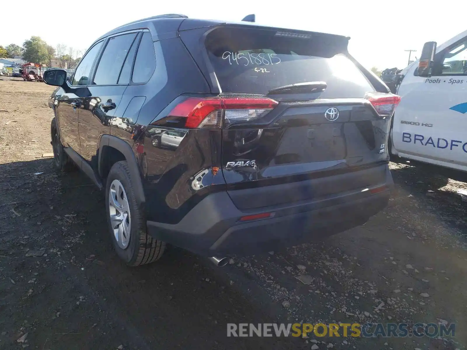 3 Photograph of a damaged car 2T3F1RFV7LC097763 TOYOTA RAV4 2020