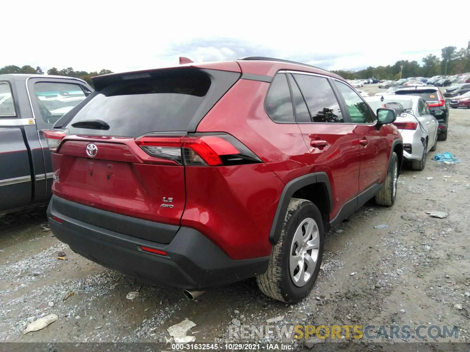 4 Photograph of a damaged car 2T3F1RFV7LC102430 TOYOTA RAV4 2020