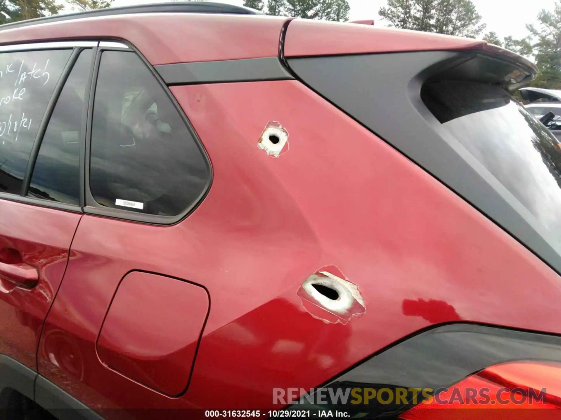 6 Photograph of a damaged car 2T3F1RFV7LC102430 TOYOTA RAV4 2020