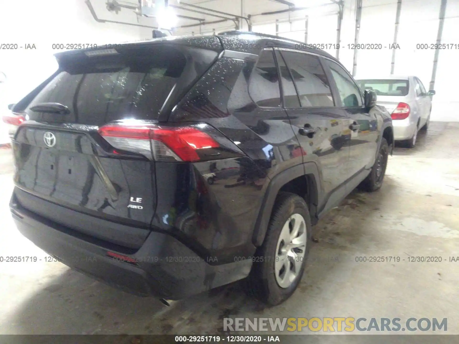 4 Photograph of a damaged car 2T3F1RFV7LC105828 TOYOTA RAV4 2020