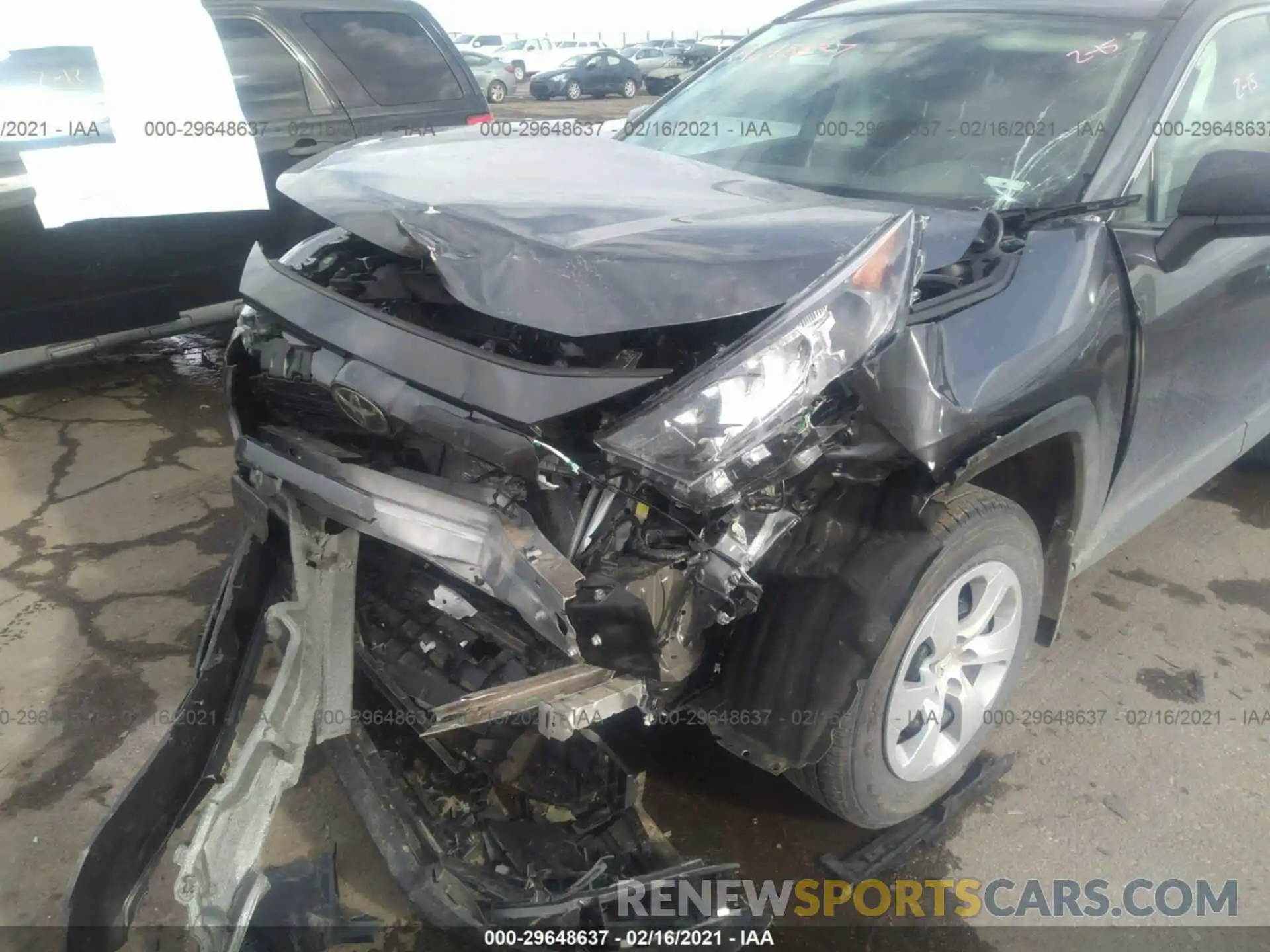 6 Photograph of a damaged car 2T3F1RFV7LC120443 TOYOTA RAV4 2020