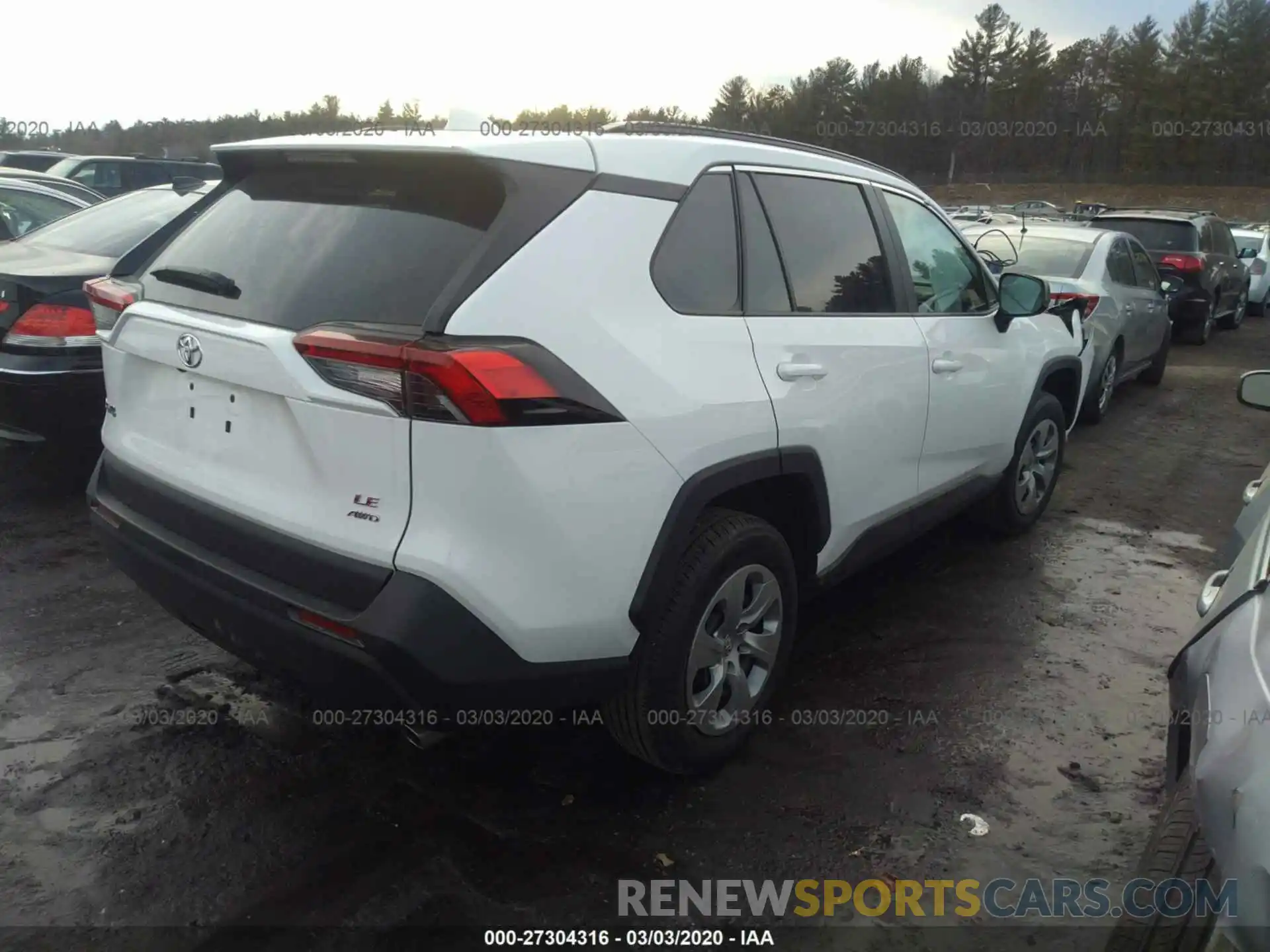 4 Photograph of a damaged car 2T3F1RFV7LW086793 TOYOTA RAV4 2020