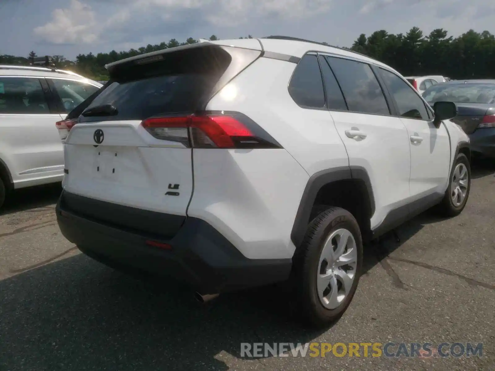 4 Photograph of a damaged car 2T3F1RFV7LW104497 TOYOTA RAV4 2020