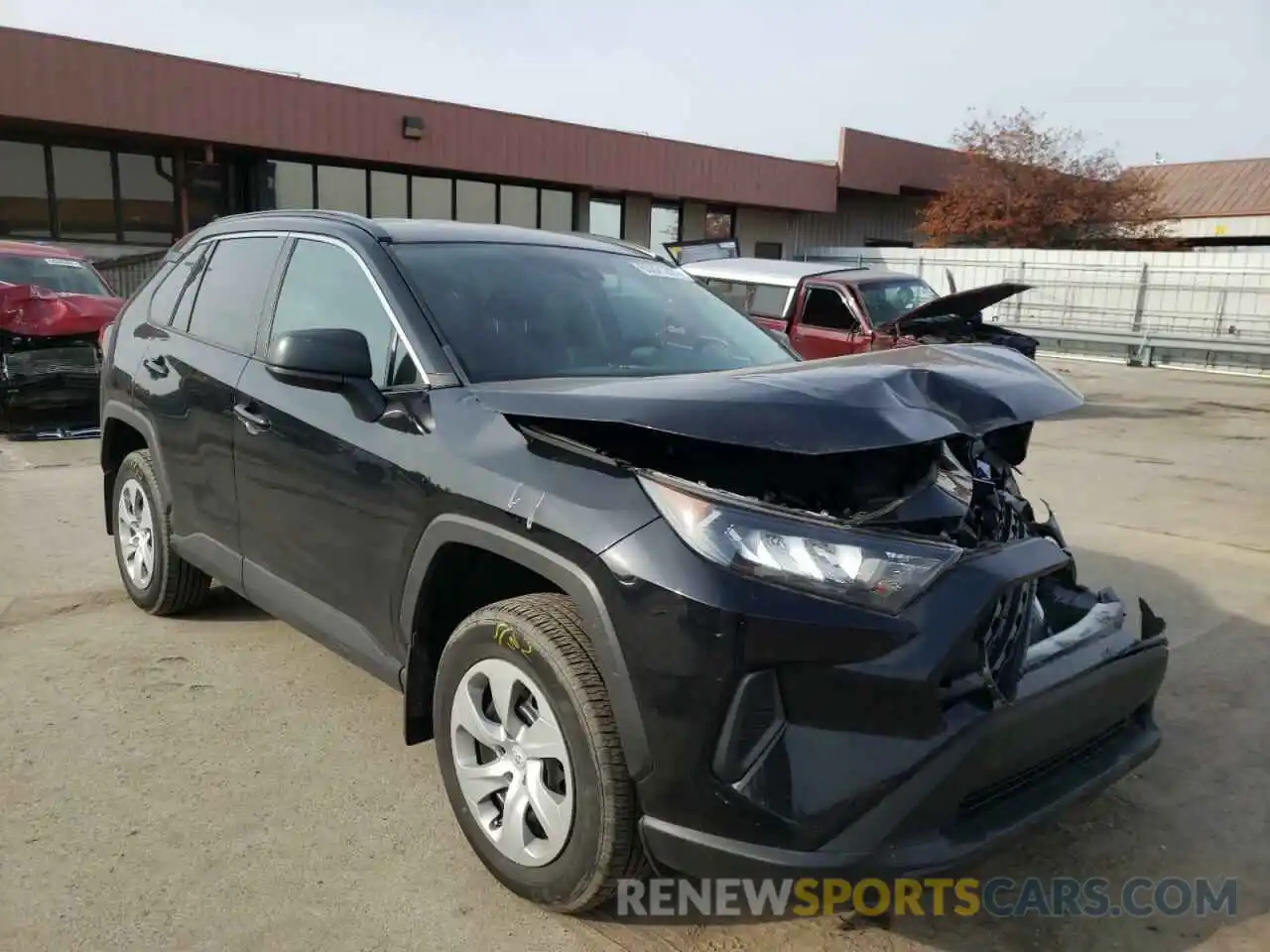 1 Photograph of a damaged car 2T3F1RFV7LW112471 TOYOTA RAV4 2020