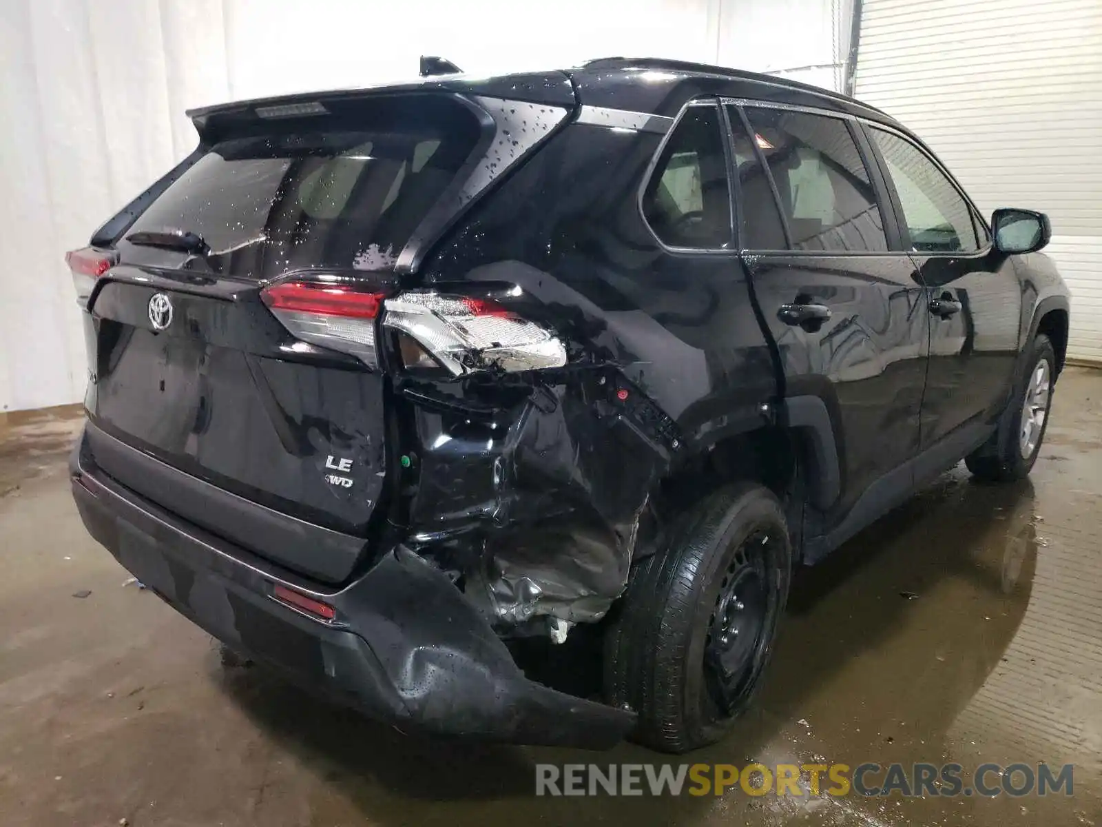 4 Photograph of a damaged car 2T3F1RFV7LW120991 TOYOTA RAV4 2020