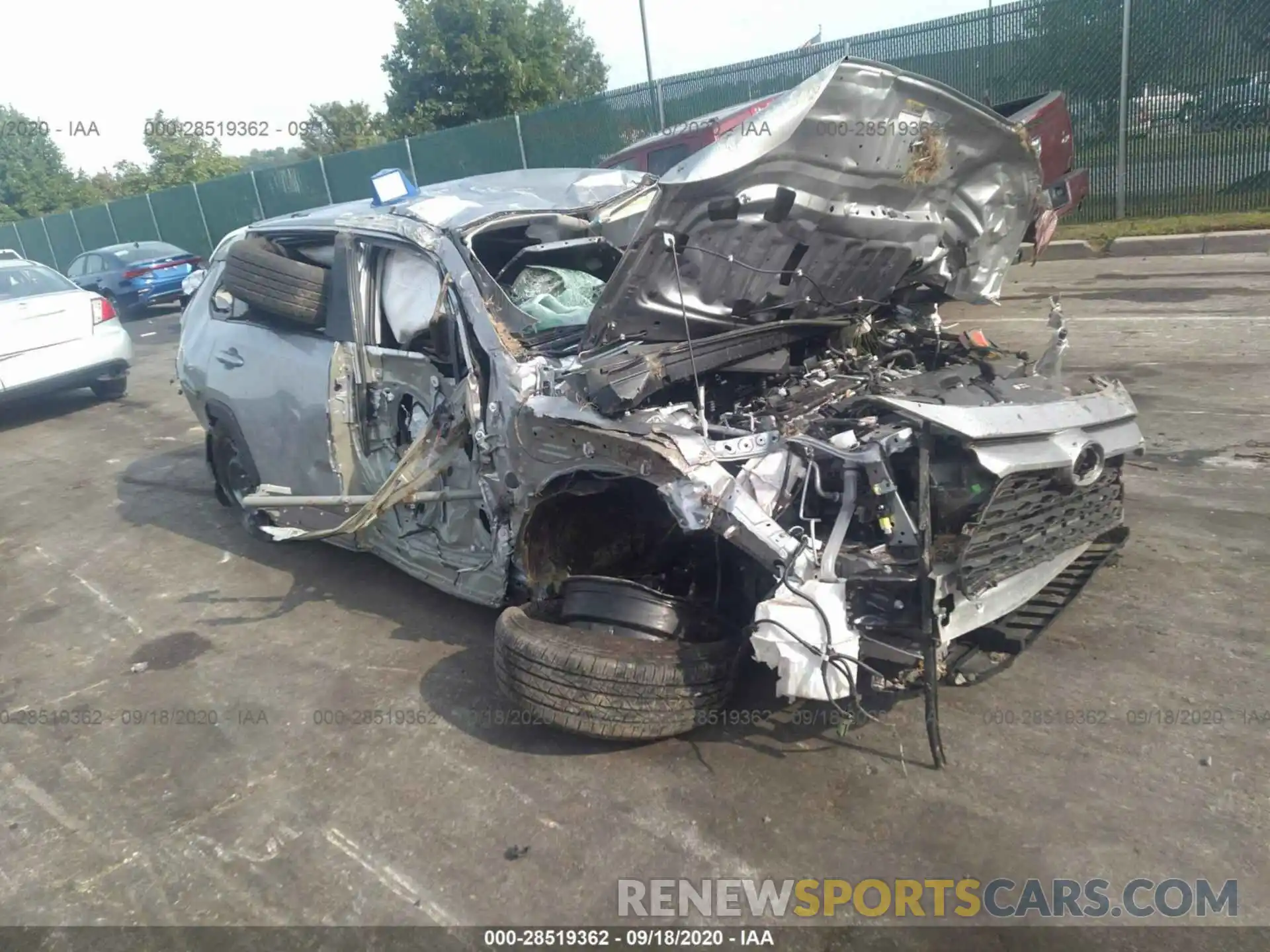 1 Photograph of a damaged car 2T3F1RFV8LC067137 TOYOTA RAV4 2020