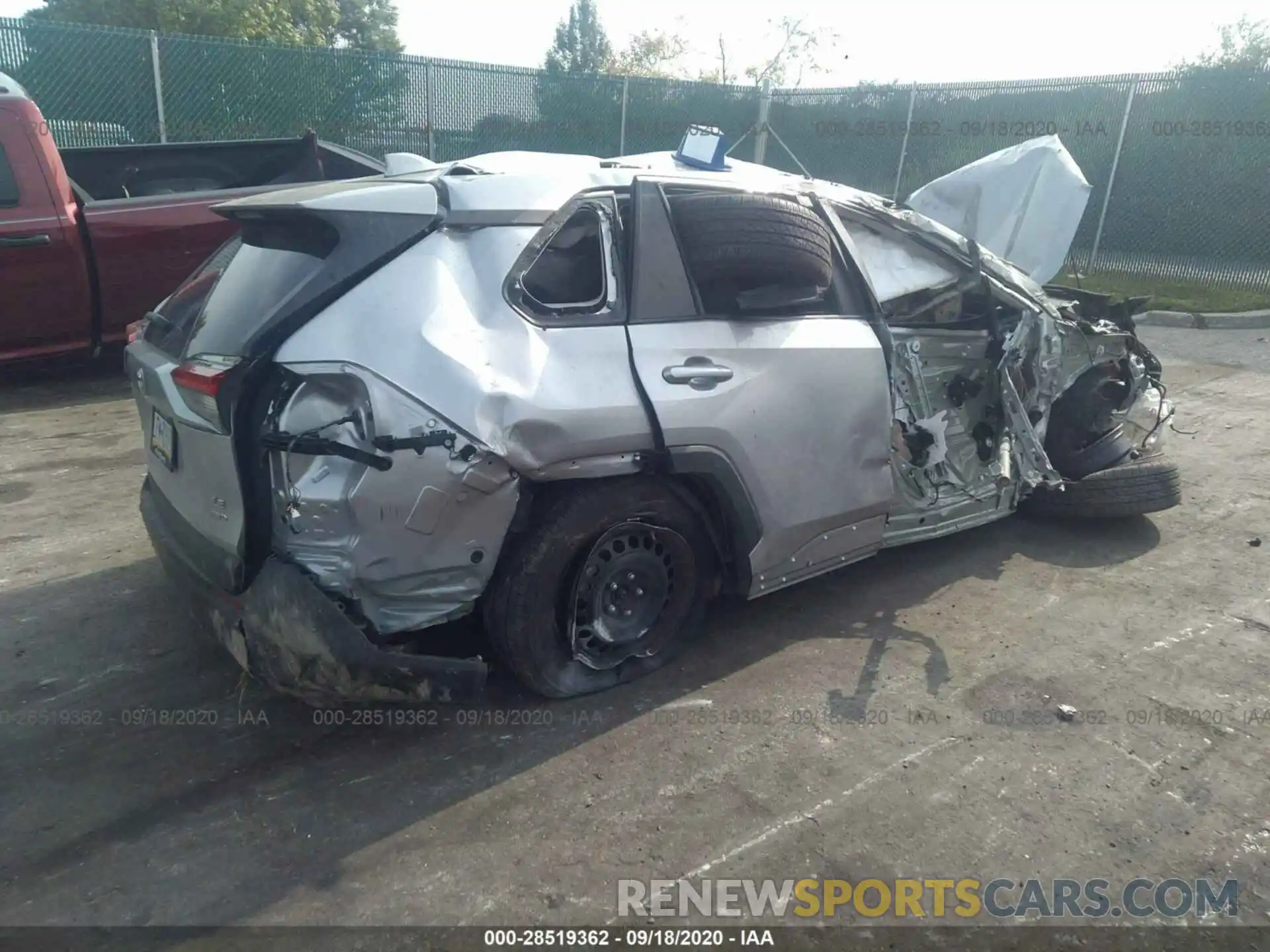 4 Photograph of a damaged car 2T3F1RFV8LC067137 TOYOTA RAV4 2020