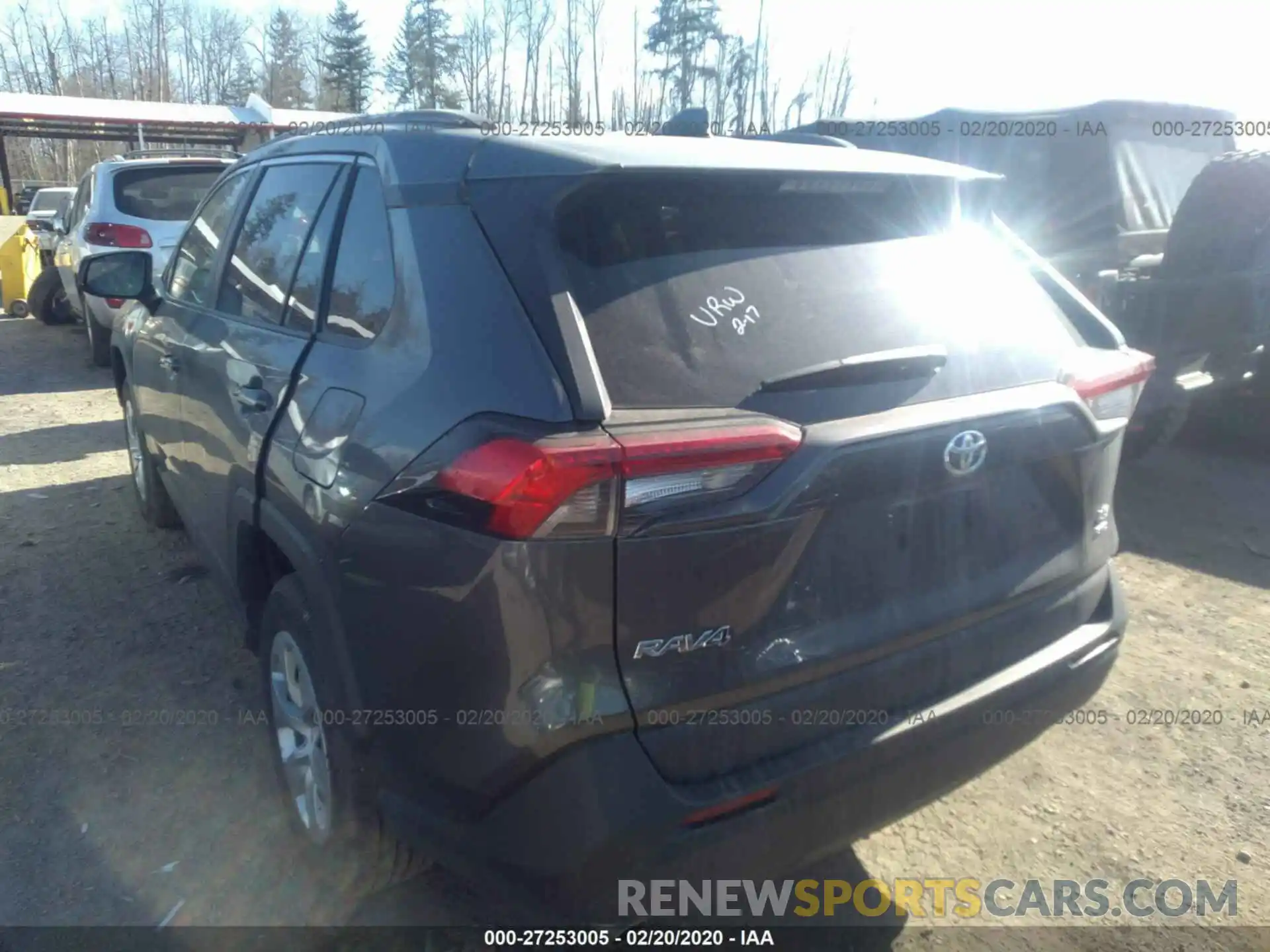 3 Photograph of a damaged car 2T3F1RFV8LC083130 TOYOTA RAV4 2020