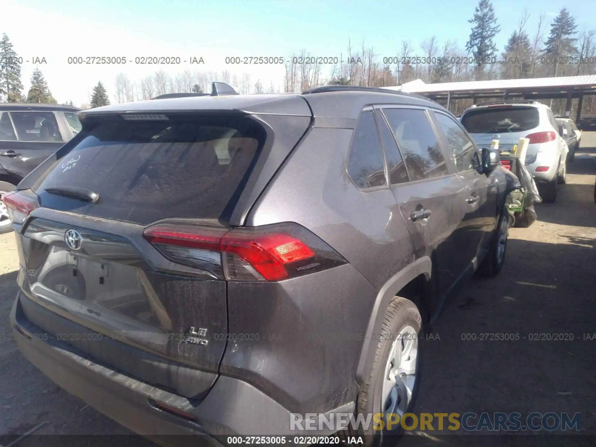 4 Photograph of a damaged car 2T3F1RFV8LC083130 TOYOTA RAV4 2020