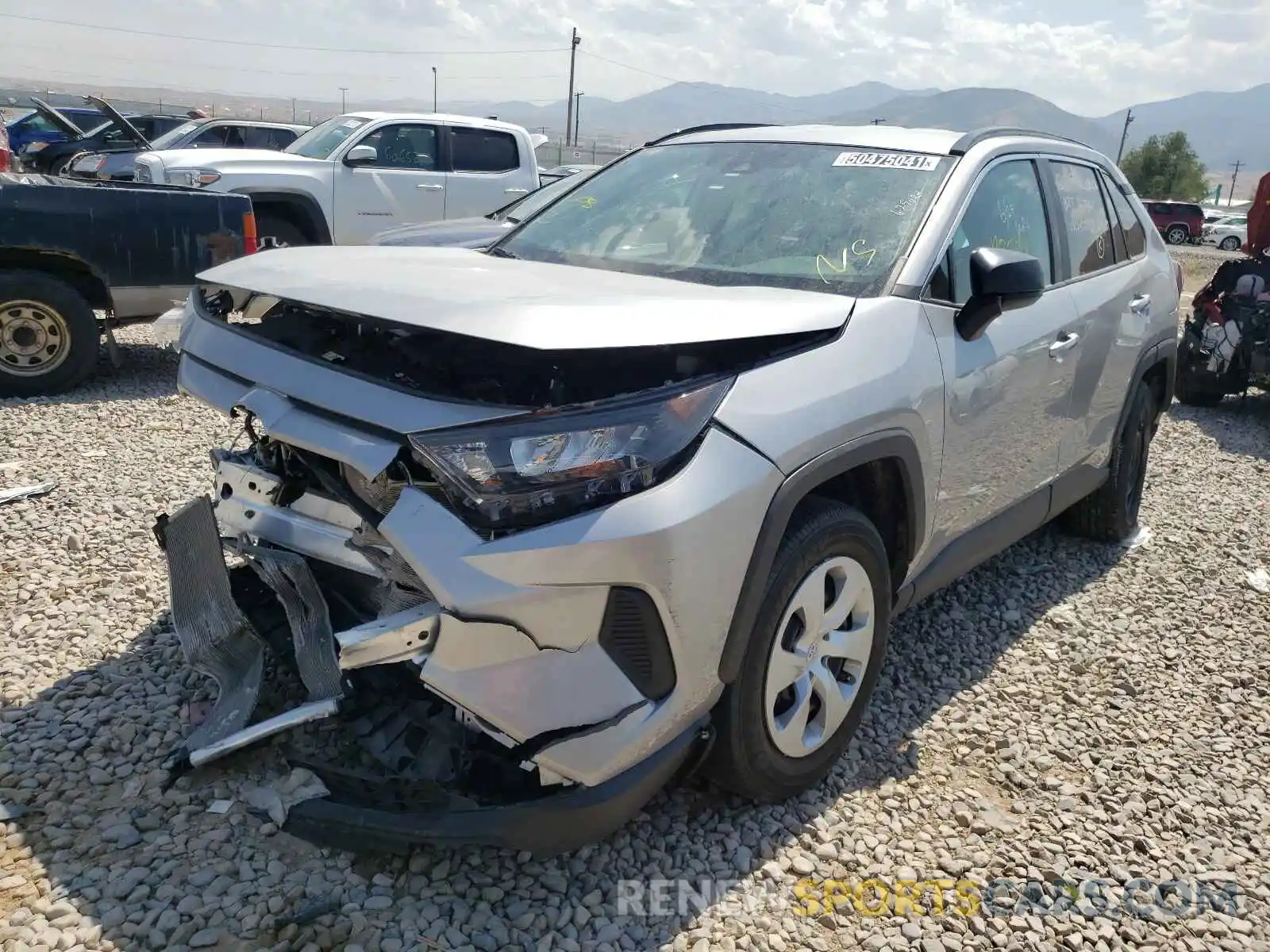 2 Фотография поврежденного автомобиля 2T3F1RFV8LC084617 TOYOTA RAV4 2020