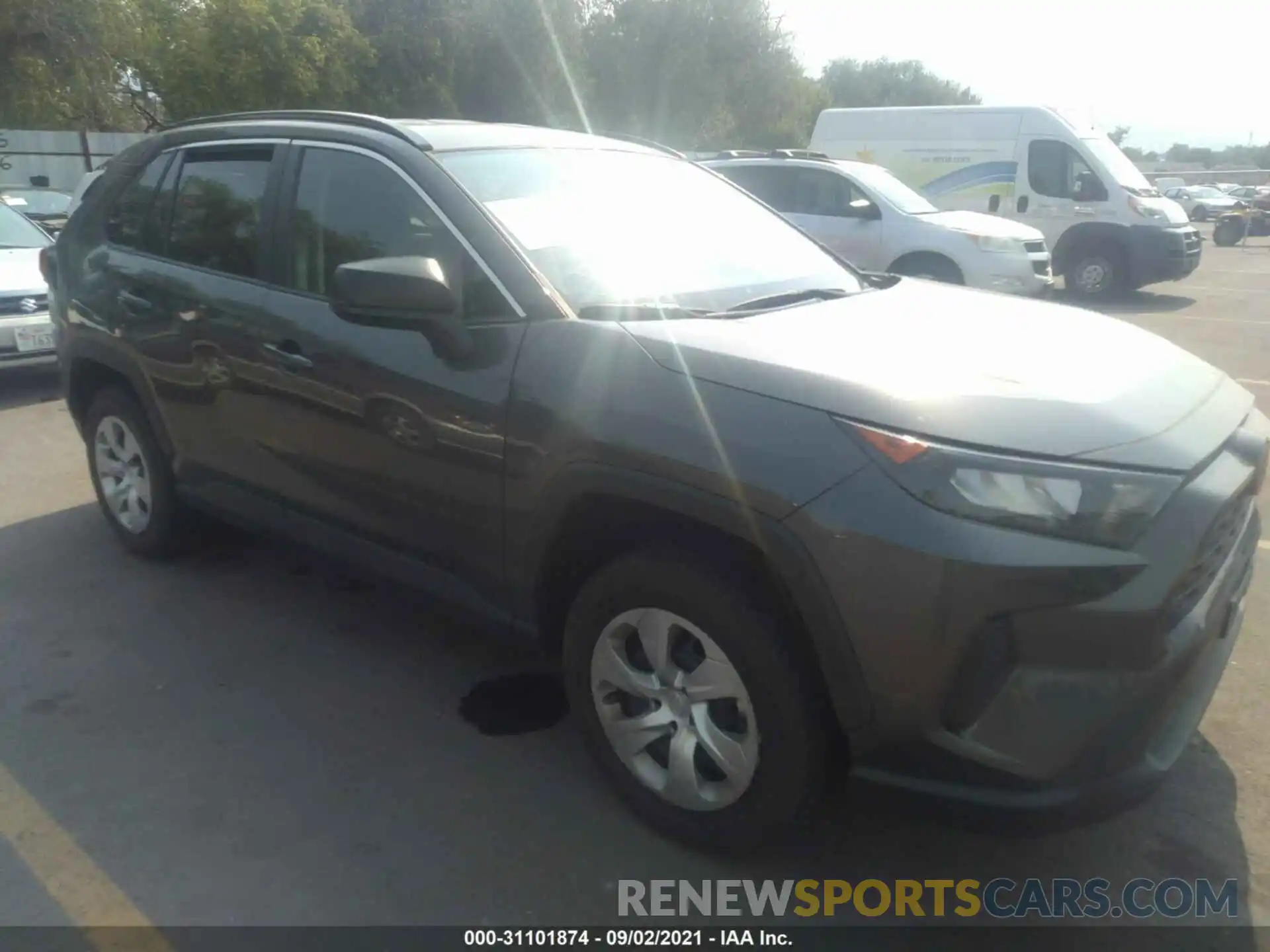 1 Photograph of a damaged car 2T3F1RFV8LC086111 TOYOTA RAV4 2020