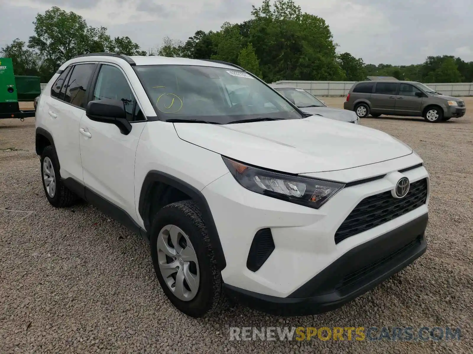 1 Photograph of a damaged car 2T3F1RFV8LC101528 TOYOTA RAV4 2020