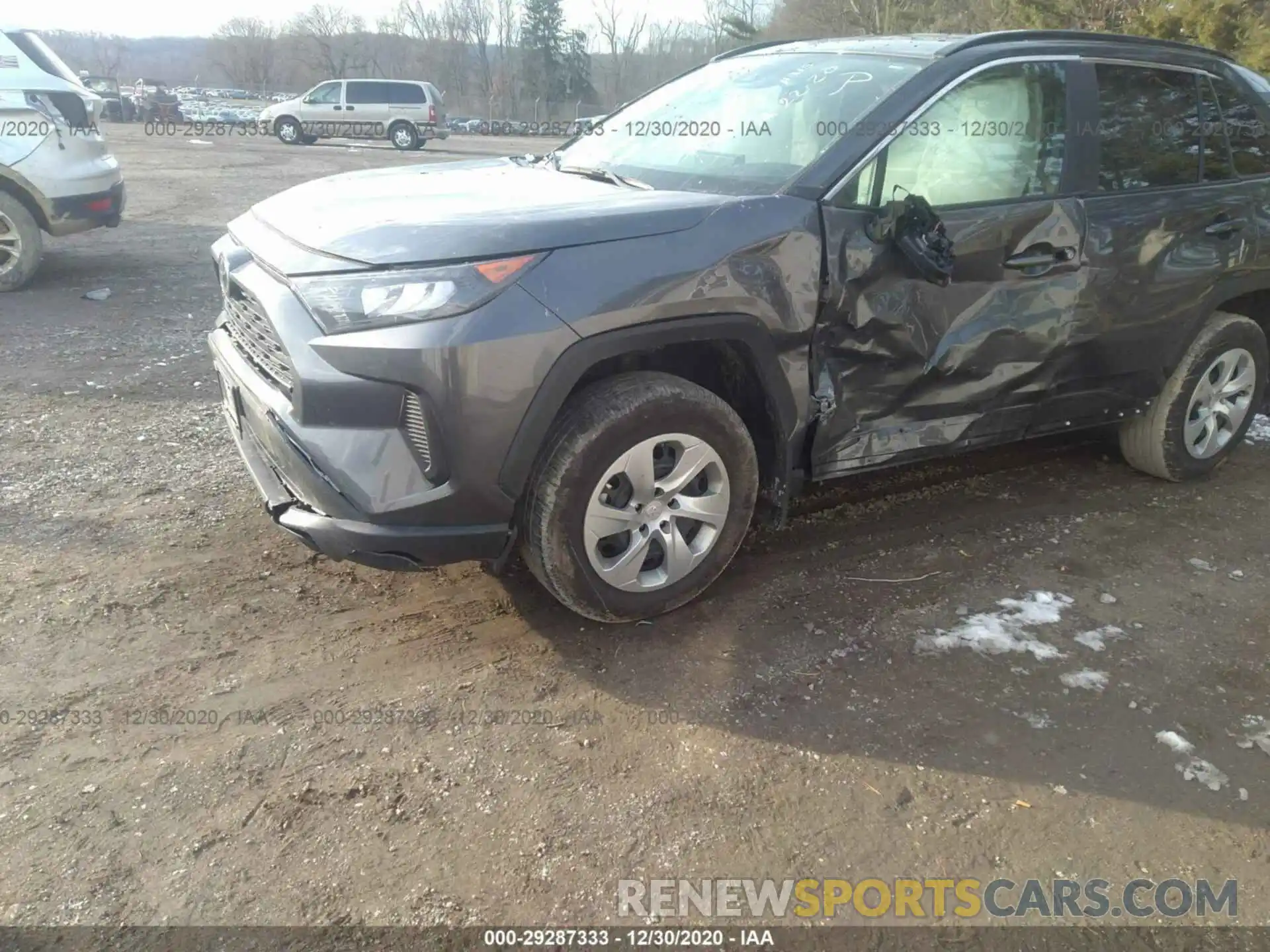 6 Photograph of a damaged car 2T3F1RFV8LC109290 TOYOTA RAV4 2020