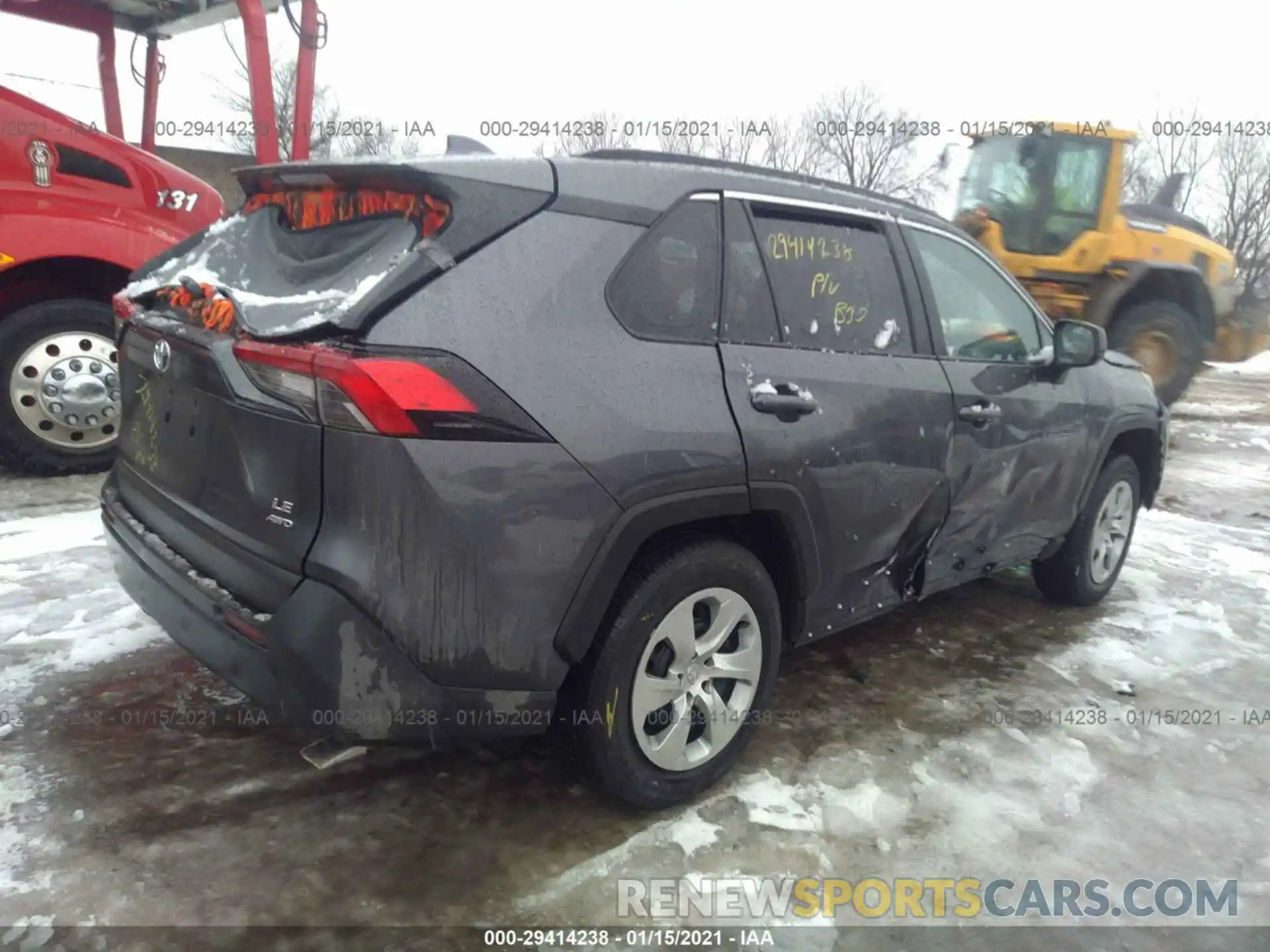 4 Photograph of a damaged car 2T3F1RFV8LC110780 TOYOTA RAV4 2020