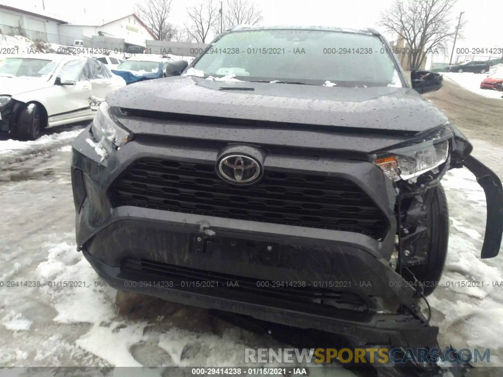 6 Photograph of a damaged car 2T3F1RFV8LC110780 TOYOTA RAV4 2020