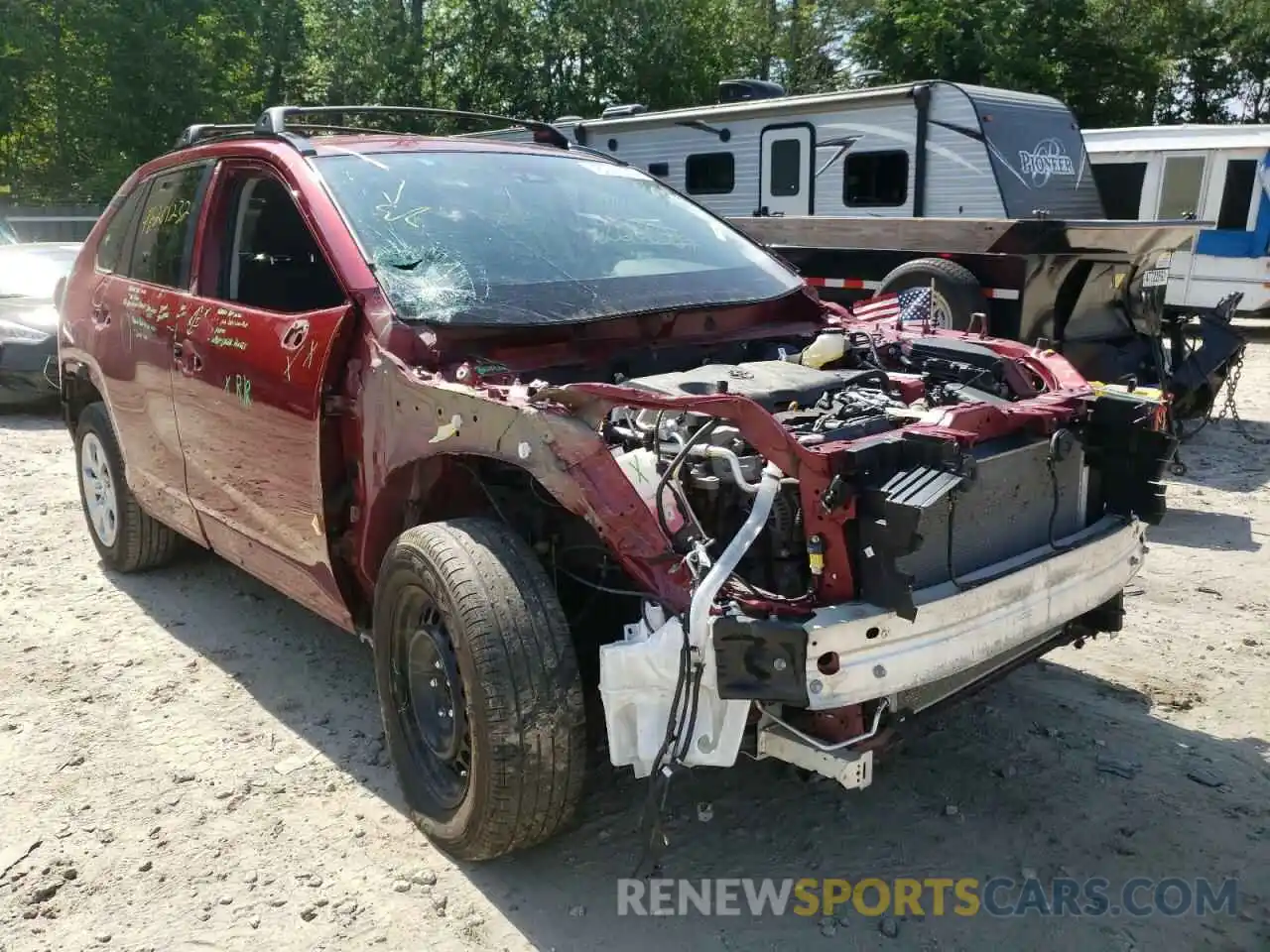 9 Photograph of a damaged car 2T3F1RFV8LC132214 TOYOTA RAV4 2020