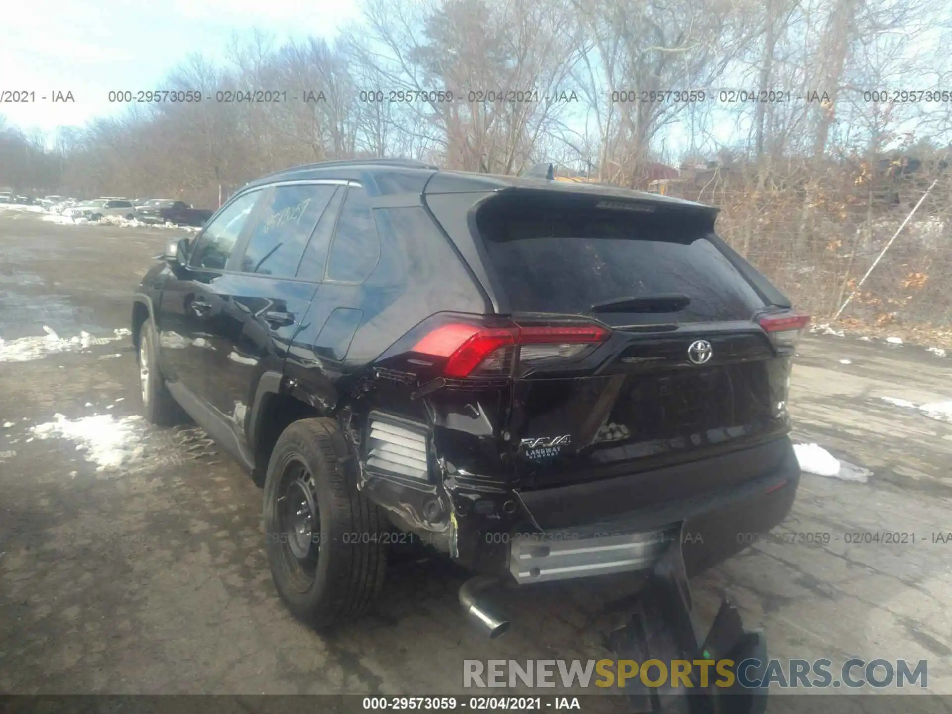 3 Photograph of a damaged car 2T3F1RFV8LW095101 TOYOTA RAV4 2020