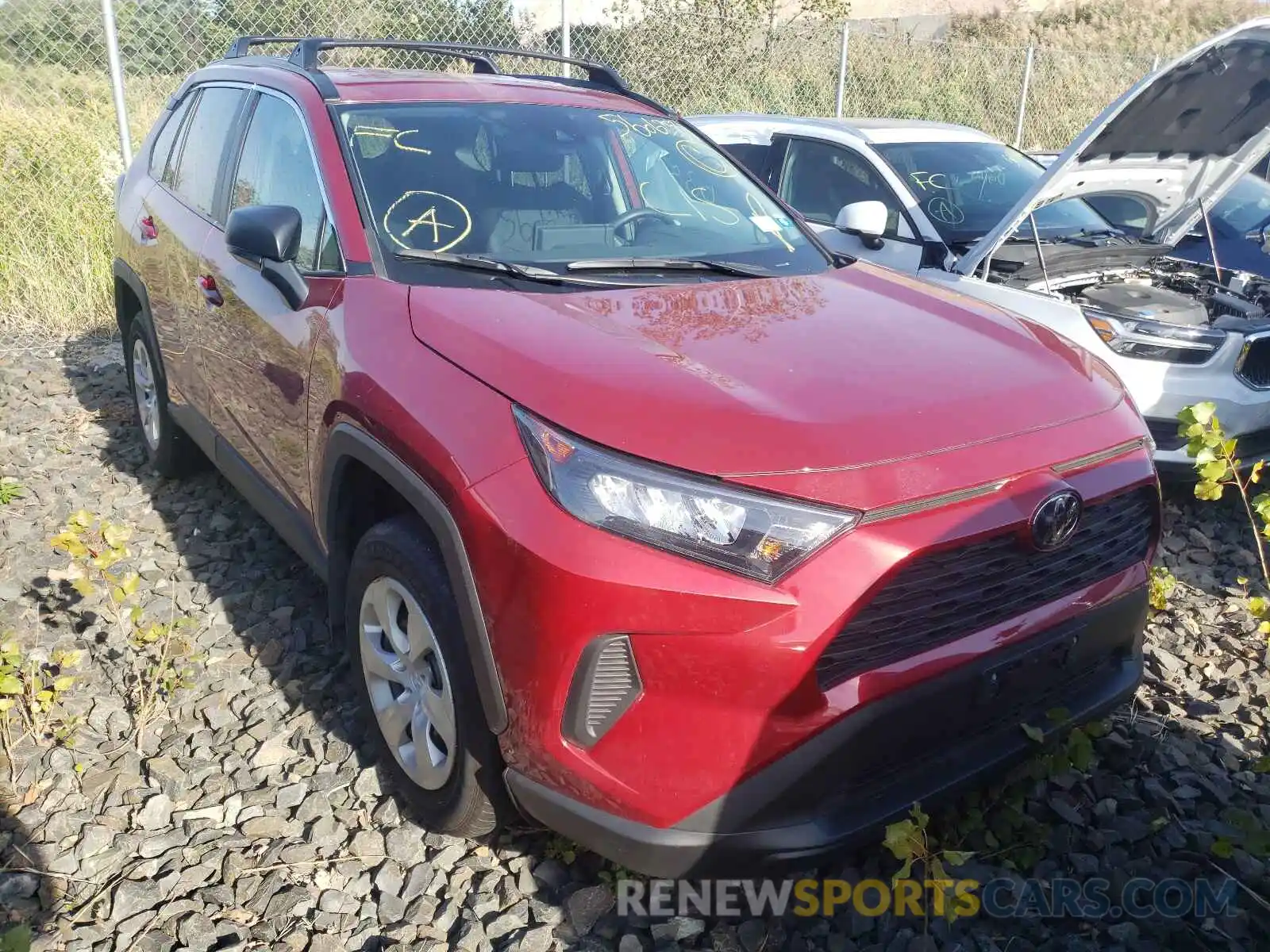 1 Photograph of a damaged car 2T3F1RFV8LW126461 TOYOTA RAV4 2020