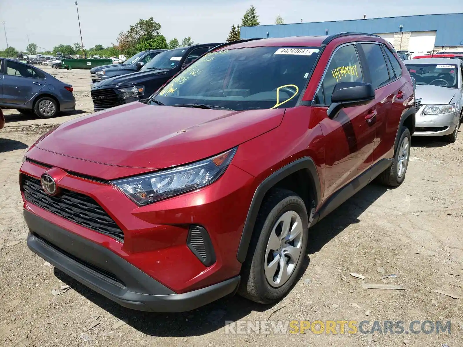 2 Photograph of a damaged car 2T3F1RFV9LC076803 TOYOTA RAV4 2020