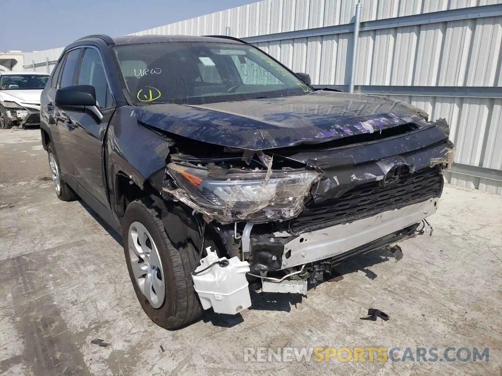 1 Photograph of a damaged car 2T3F1RFV9LC087526 TOYOTA RAV4 2020