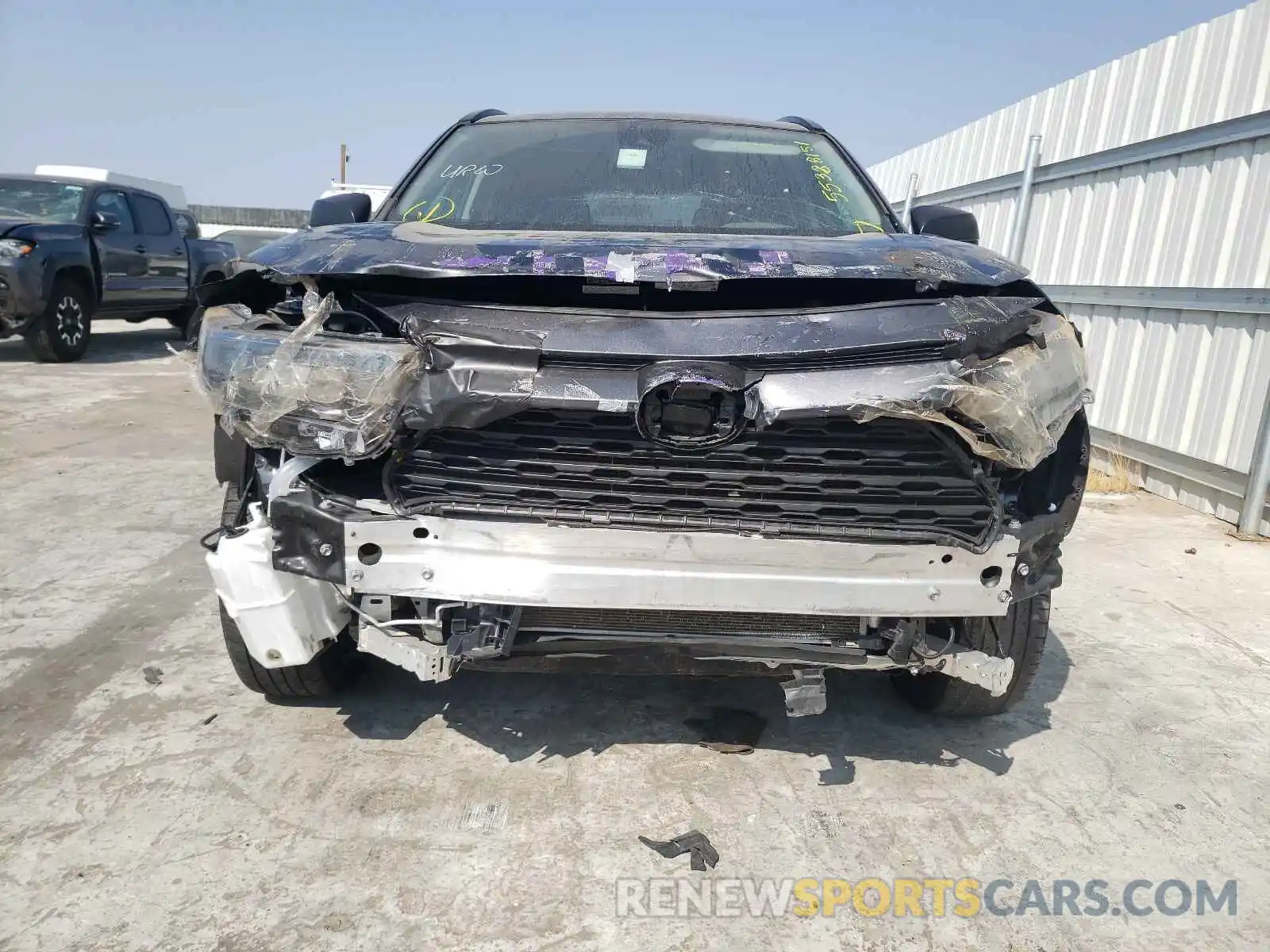 9 Photograph of a damaged car 2T3F1RFV9LC087526 TOYOTA RAV4 2020