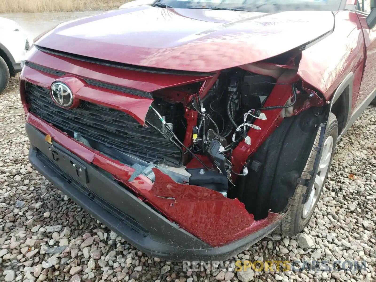 9 Photograph of a damaged car 2T3F1RFV9LC098512 TOYOTA RAV4 2020