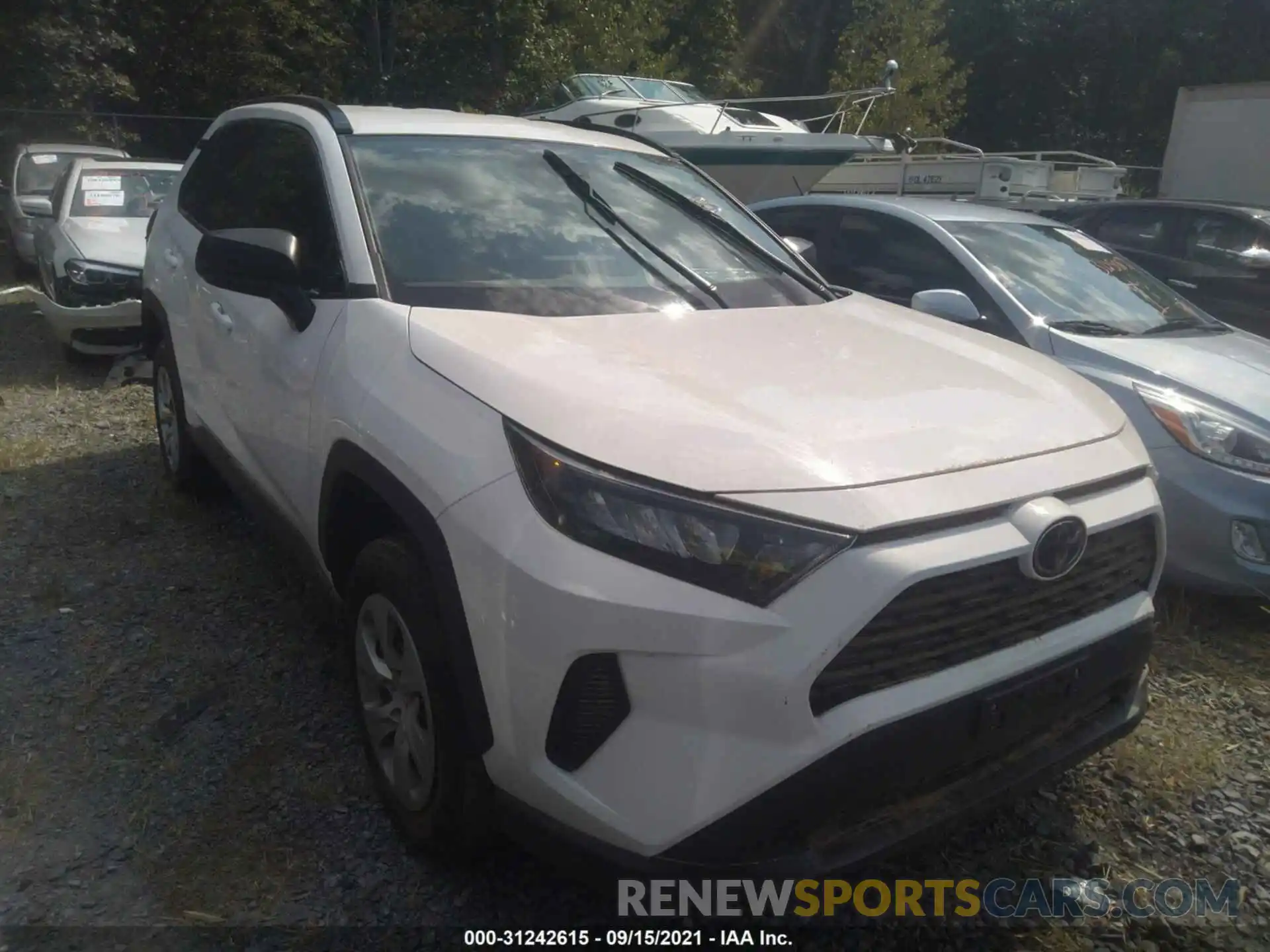 1 Photograph of a damaged car 2T3F1RFV9LC099322 TOYOTA RAV4 2020