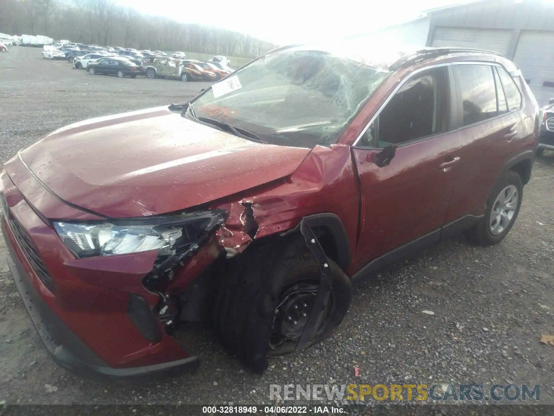 6 Photograph of a damaged car 2T3F1RFV9LC106642 TOYOTA RAV4 2020