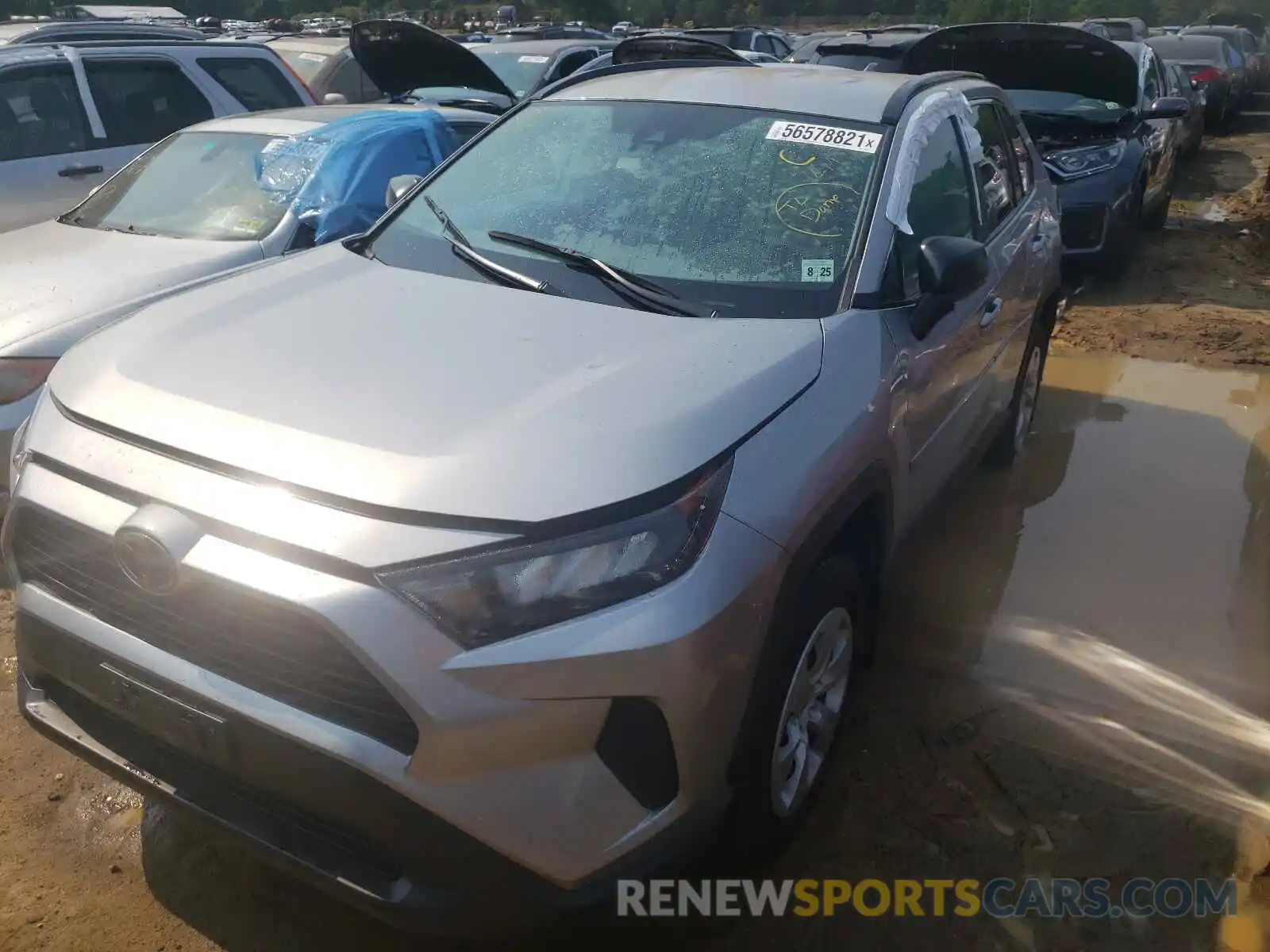 2 Photograph of a damaged car 2T3F1RFV9LC115924 TOYOTA RAV4 2020