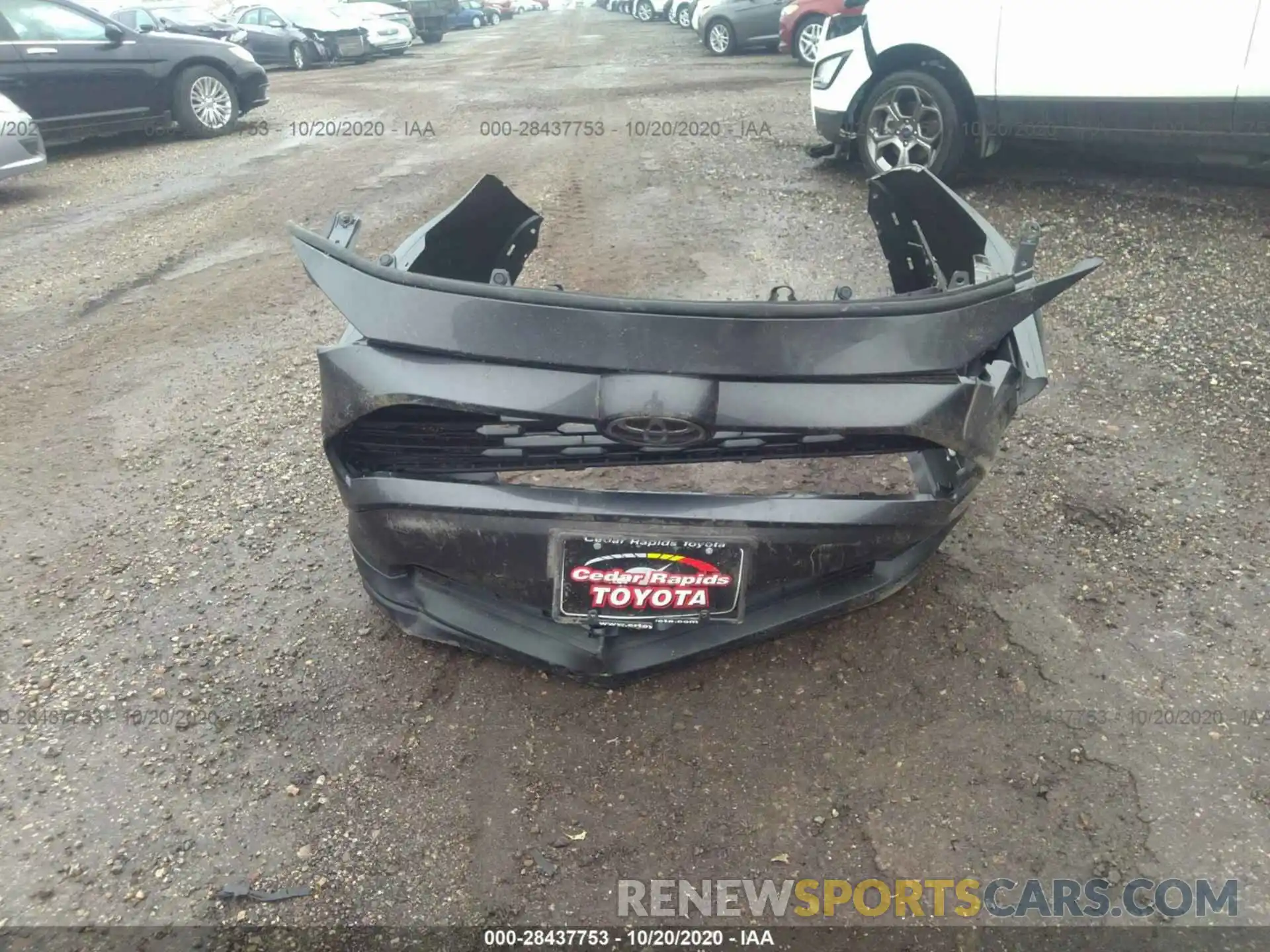 12 Photograph of a damaged car 2T3F1RFV9LC124283 TOYOTA RAV4 2020