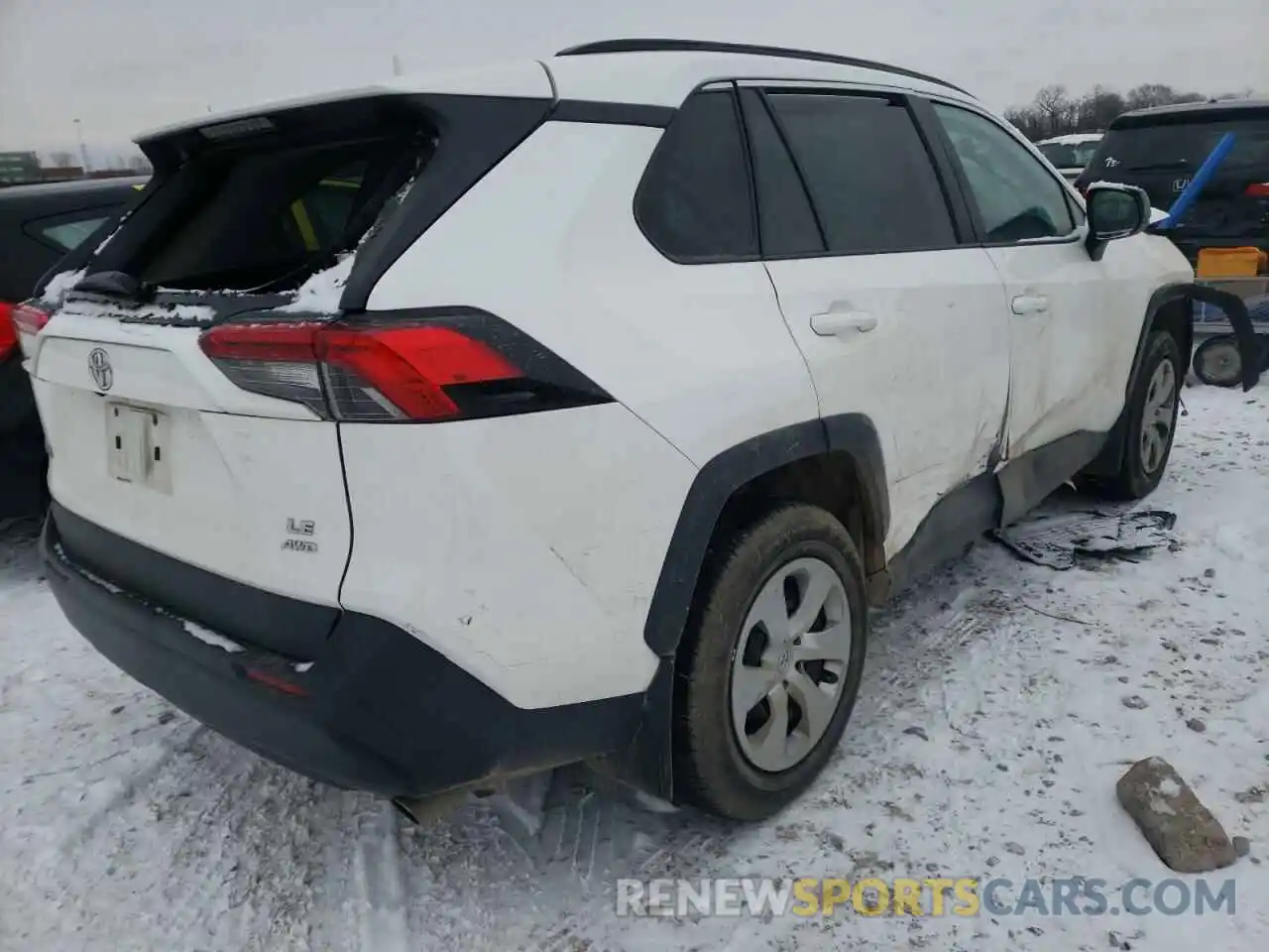 4 Photograph of a damaged car 2T3F1RFV9LC131363 TOYOTA RAV4 2020