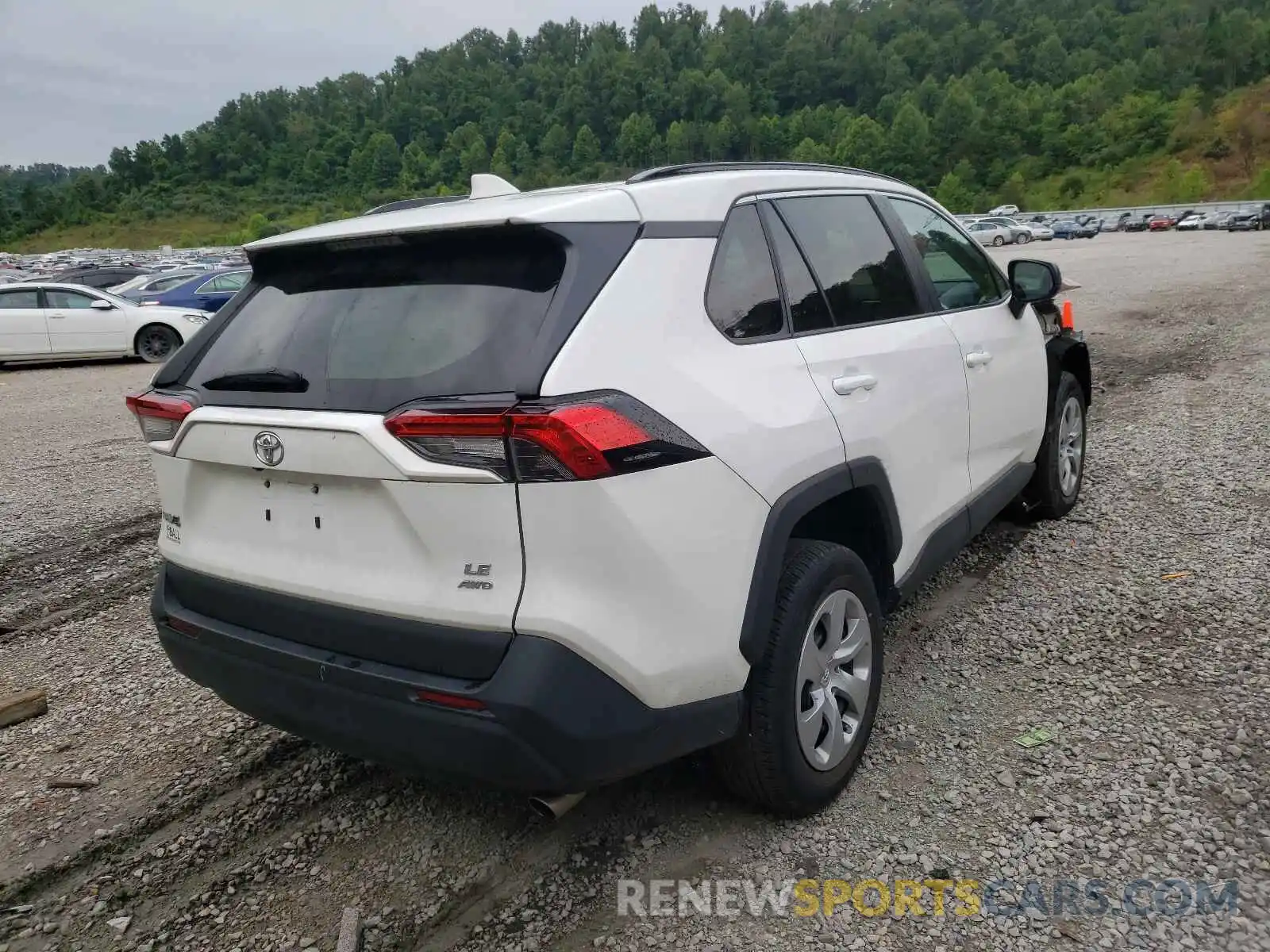 4 Photograph of a damaged car 2T3F1RFV9LW086603 TOYOTA RAV4 2020