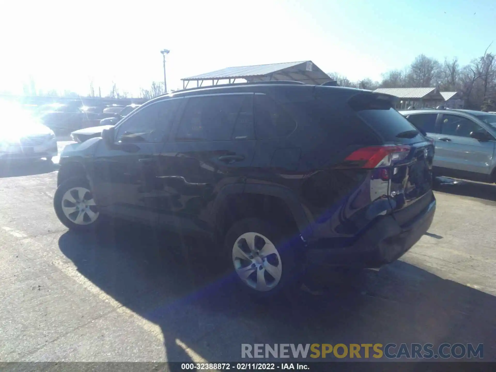 3 Photograph of a damaged car 2T3F1RFV9LW087749 TOYOTA RAV4 2020