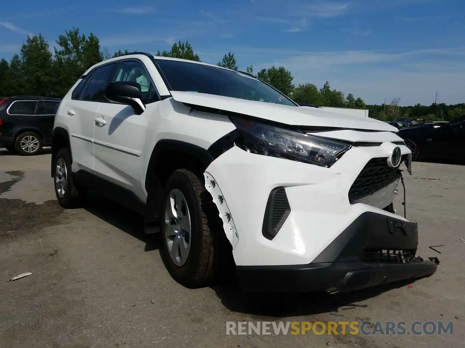 1 Photograph of a damaged car 2T3F1RFV9LW105554 TOYOTA RAV4 2020