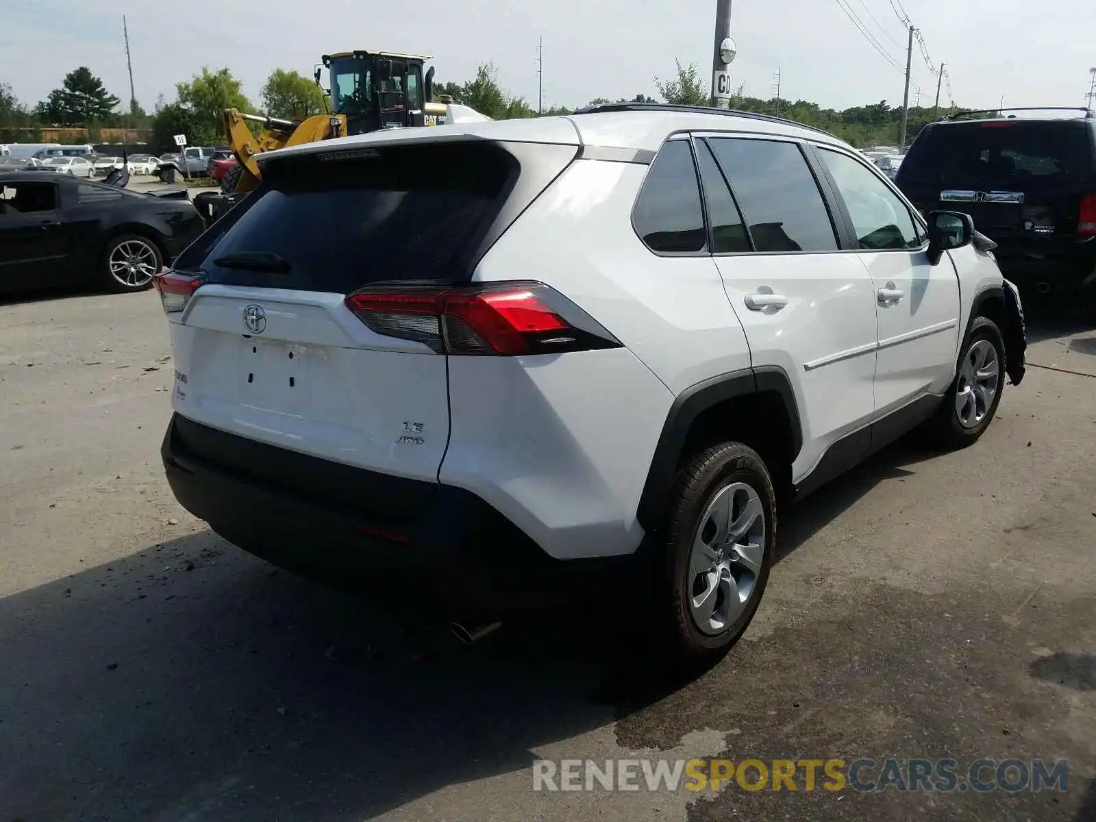 4 Photograph of a damaged car 2T3F1RFV9LW105554 TOYOTA RAV4 2020