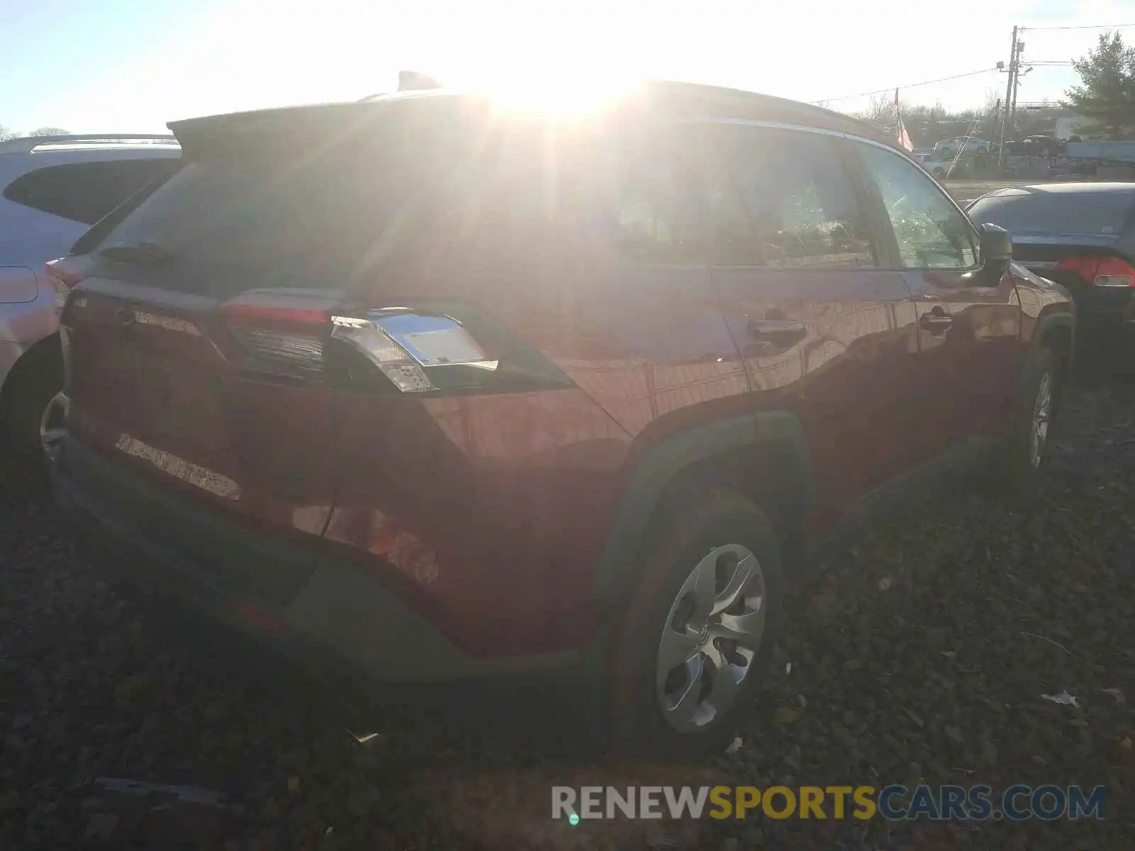 4 Photograph of a damaged car 2T3F1RFVXLC062375 TOYOTA RAV4 2020