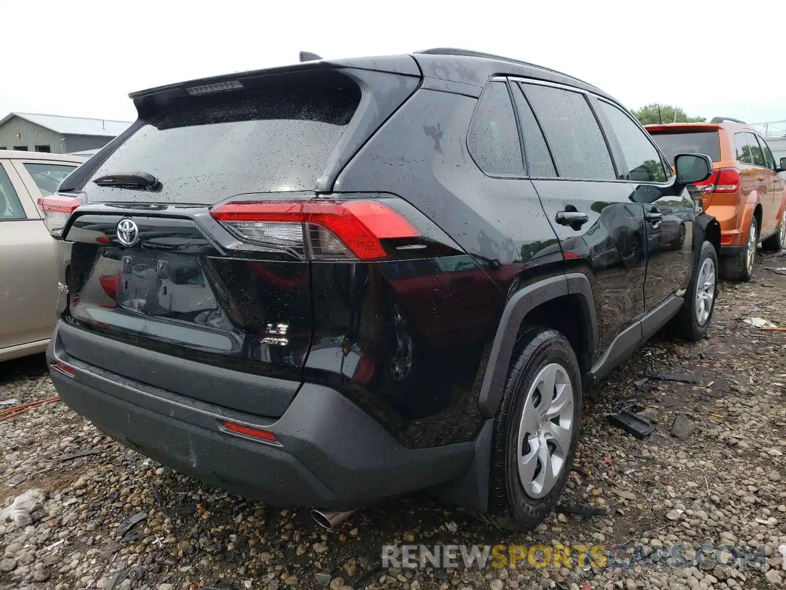 4 Photograph of a damaged car 2T3F1RFVXLC068628 TOYOTA RAV4 2020