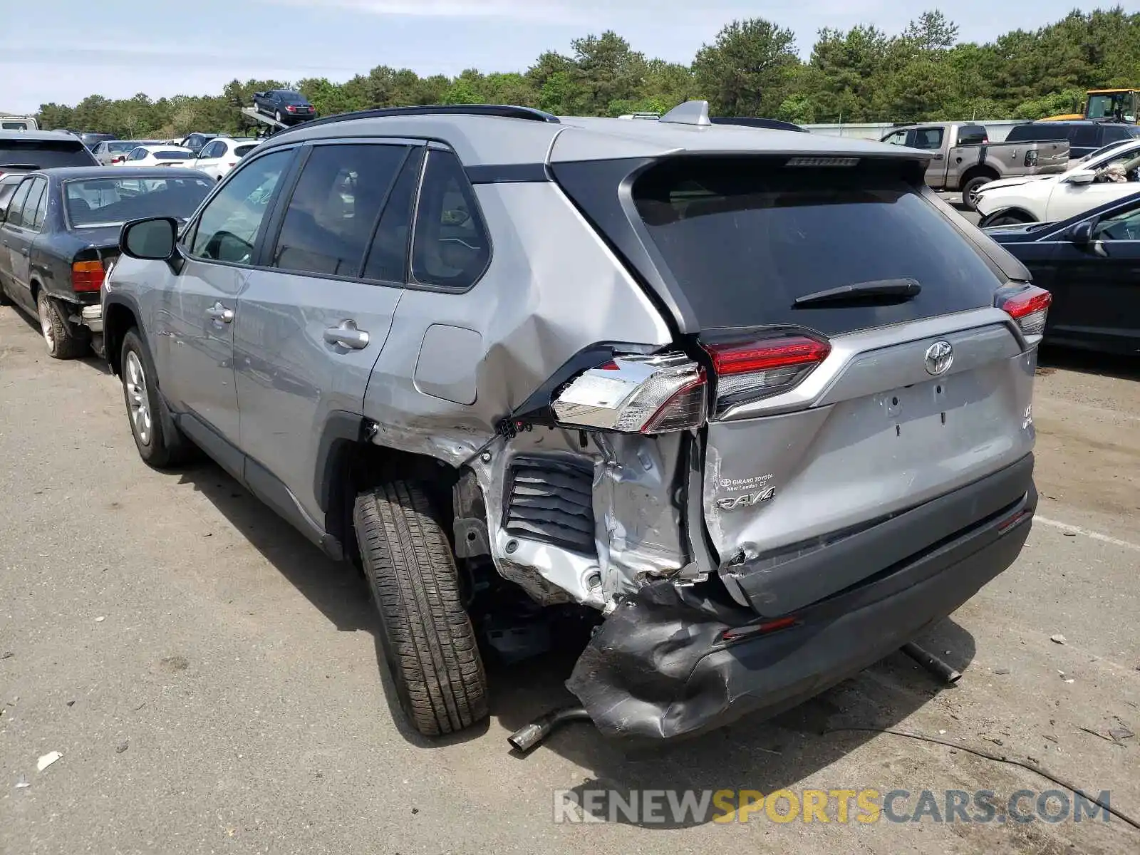 3 Photograph of a damaged car 2T3F1RFVXLC069889 TOYOTA RAV4 2020