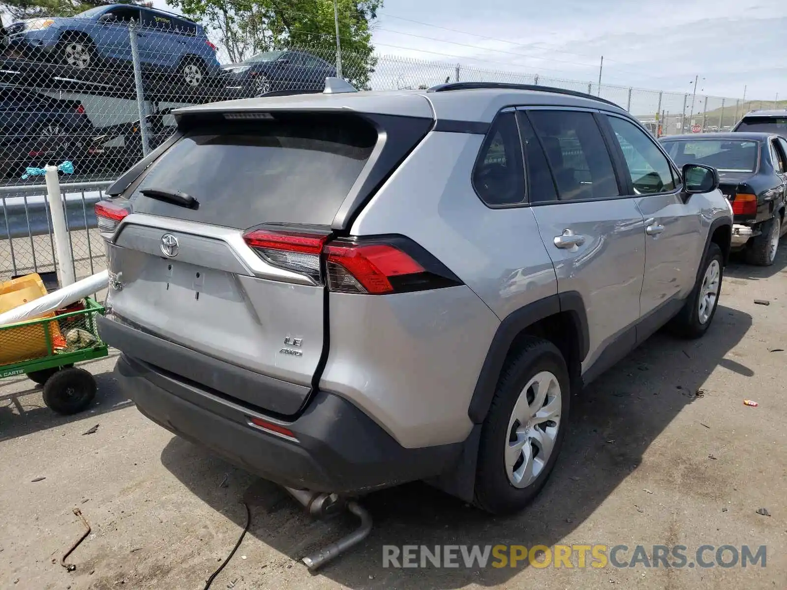 4 Photograph of a damaged car 2T3F1RFVXLC069889 TOYOTA RAV4 2020