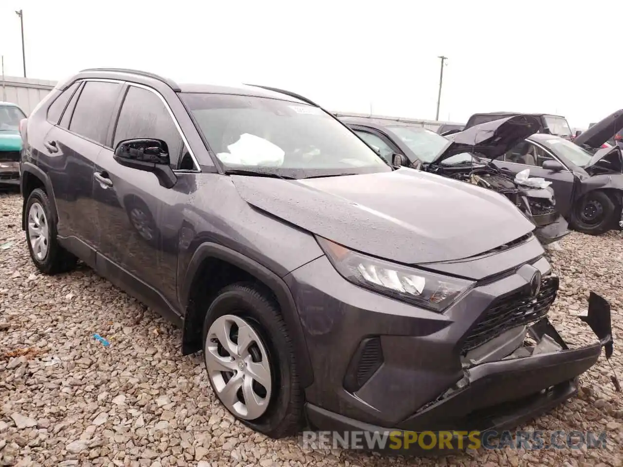 1 Photograph of a damaged car 2T3F1RFVXLC082609 TOYOTA RAV4 2020