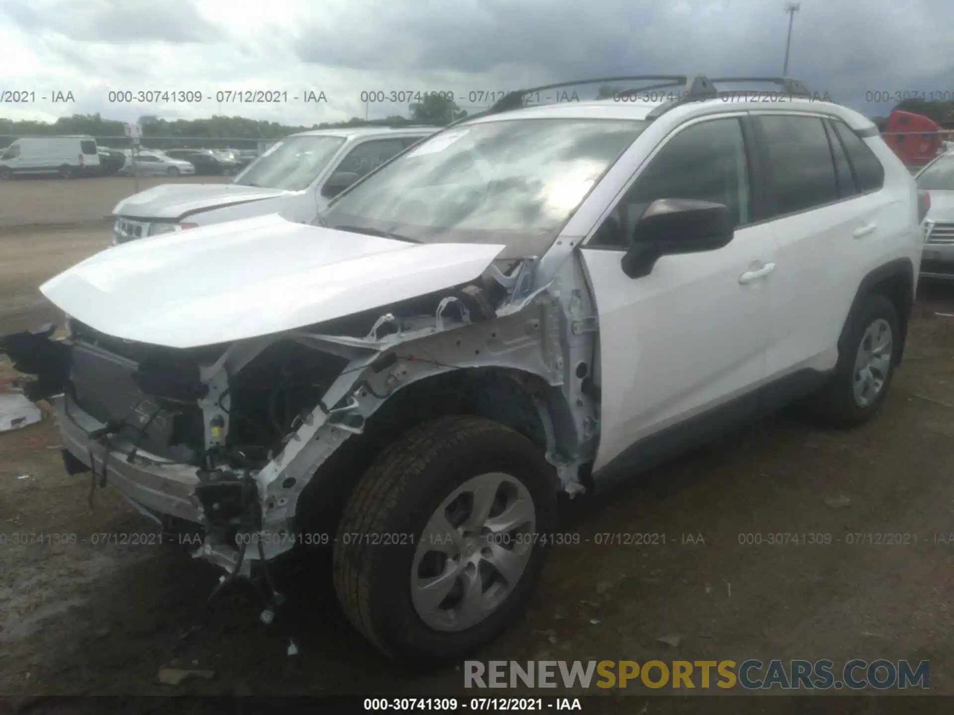 2 Photograph of a damaged car 2T3F1RFVXLC090645 TOYOTA RAV4 2020