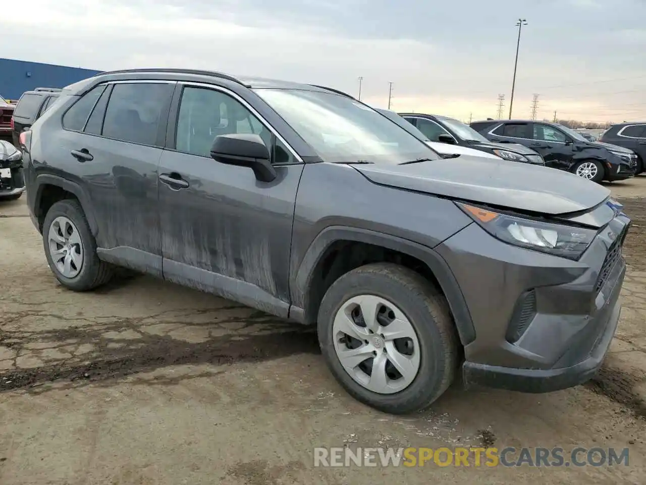 4 Photograph of a damaged car 2T3F1RFVXLC093710 TOYOTA RAV4 2020