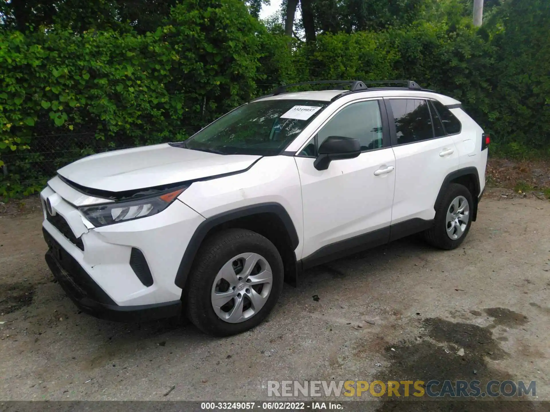 2 Photograph of a damaged car 2T3F1RFVXLC105175 TOYOTA RAV4 2020