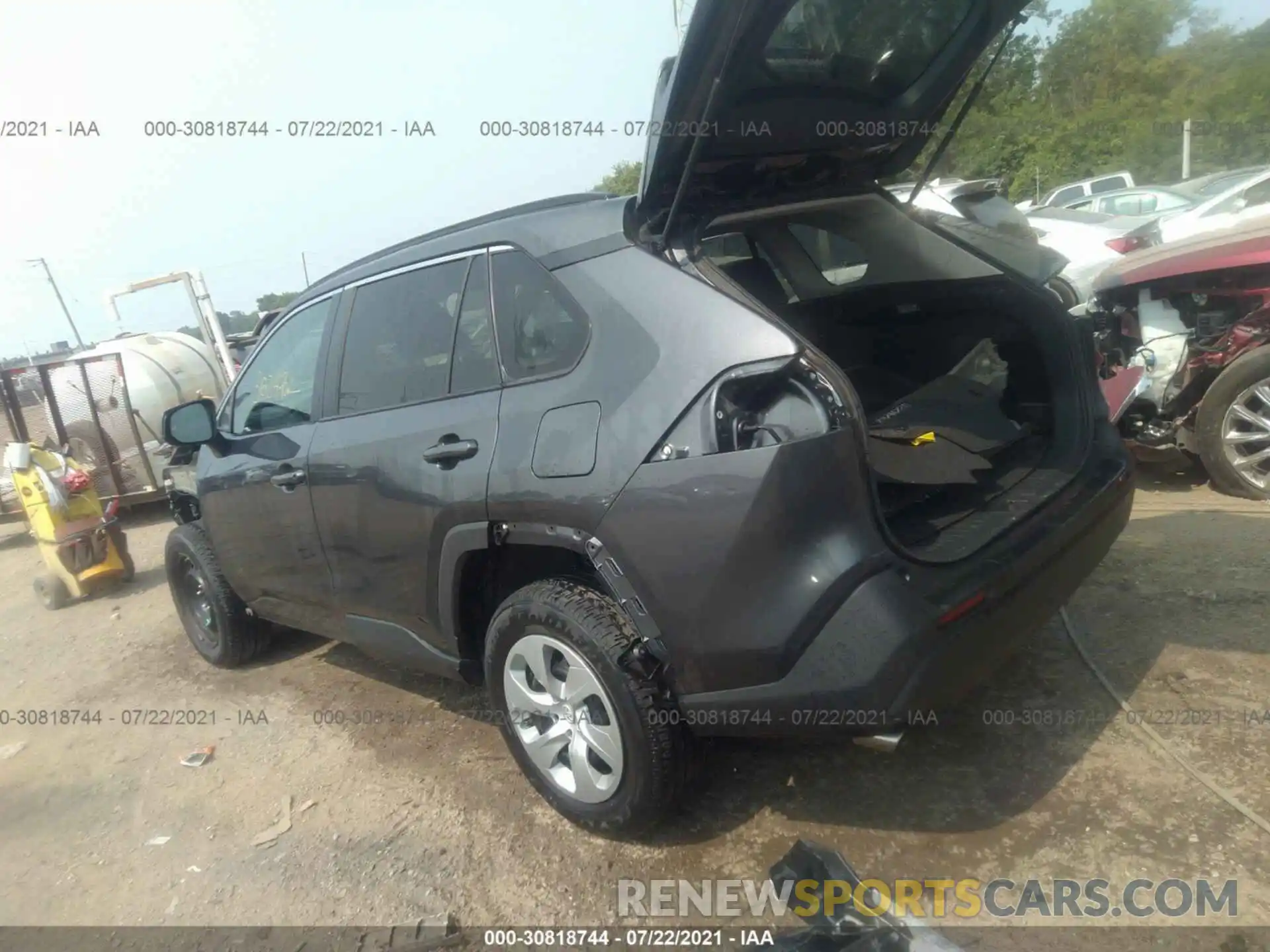 3 Photograph of a damaged car 2T3F1RFVXLC106116 TOYOTA RAV4 2020