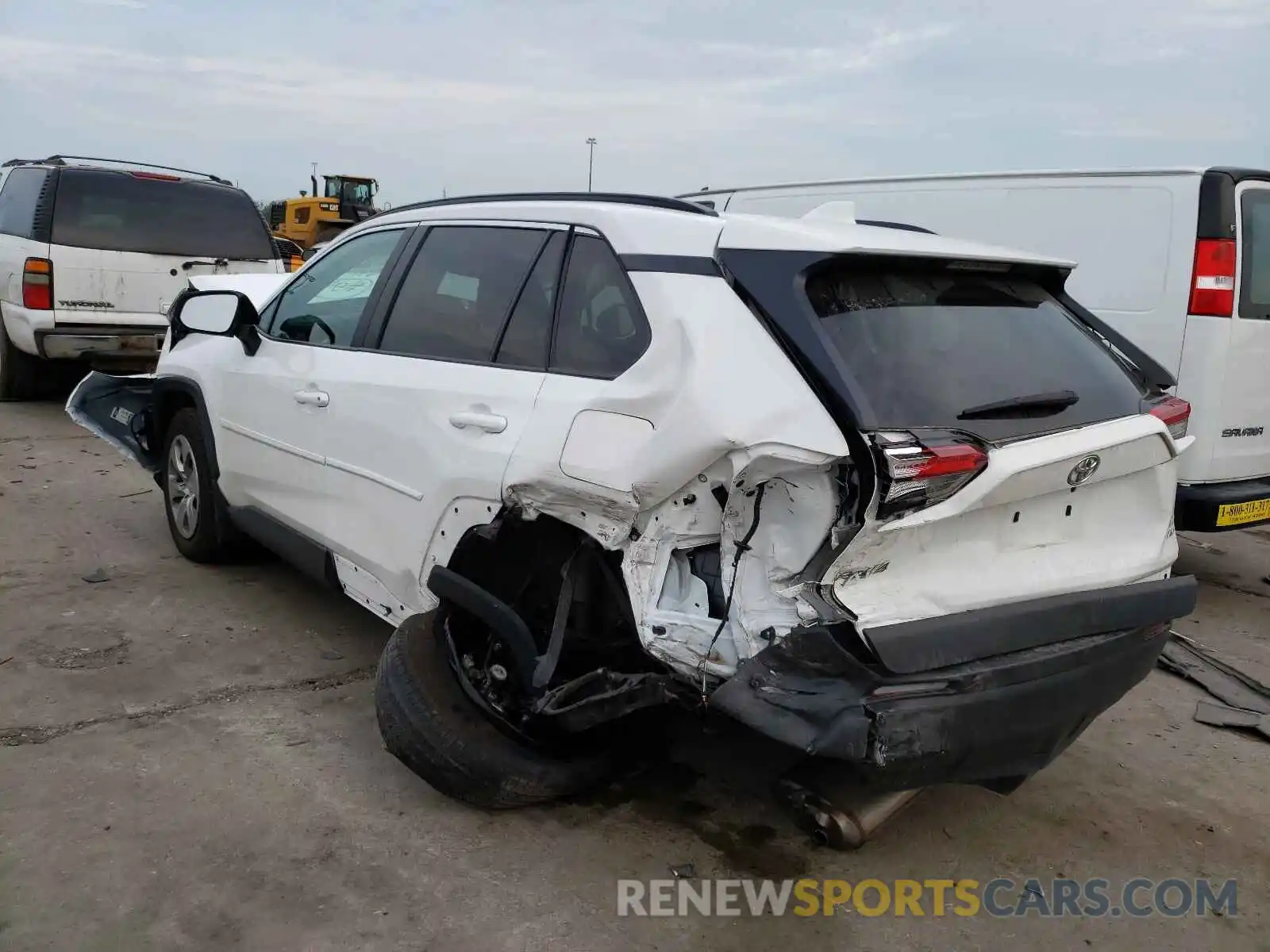 3 Photograph of a damaged car 2T3F1RFVXLC110618 TOYOTA RAV4 2020