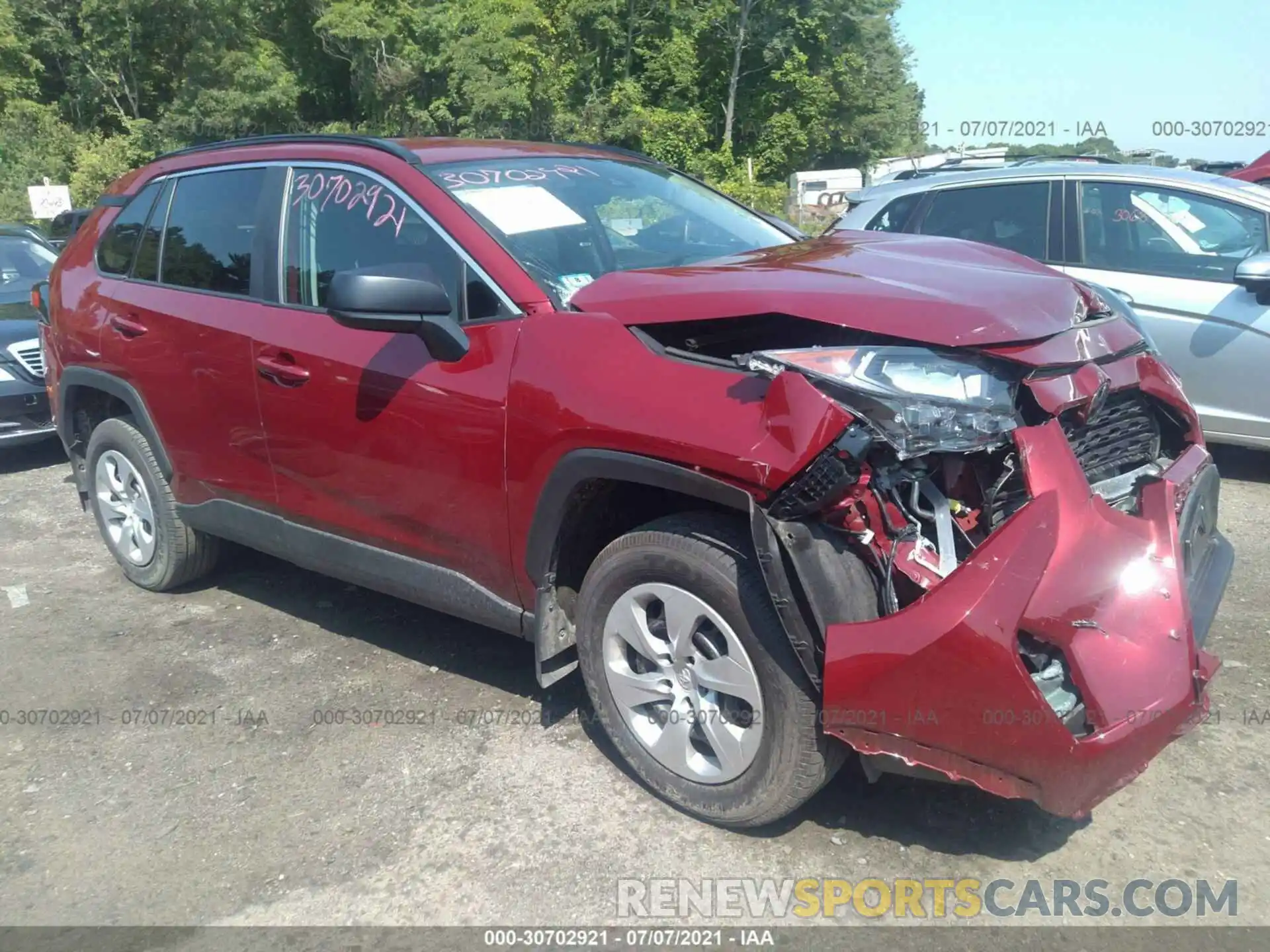 1 Photograph of a damaged car 2T3F1RFVXLC116600 TOYOTA RAV4 2020