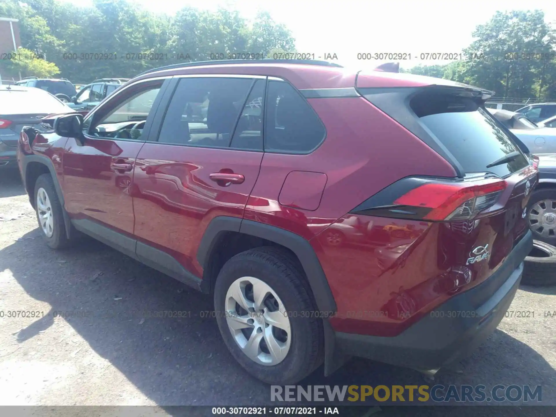 3 Photograph of a damaged car 2T3F1RFVXLC116600 TOYOTA RAV4 2020